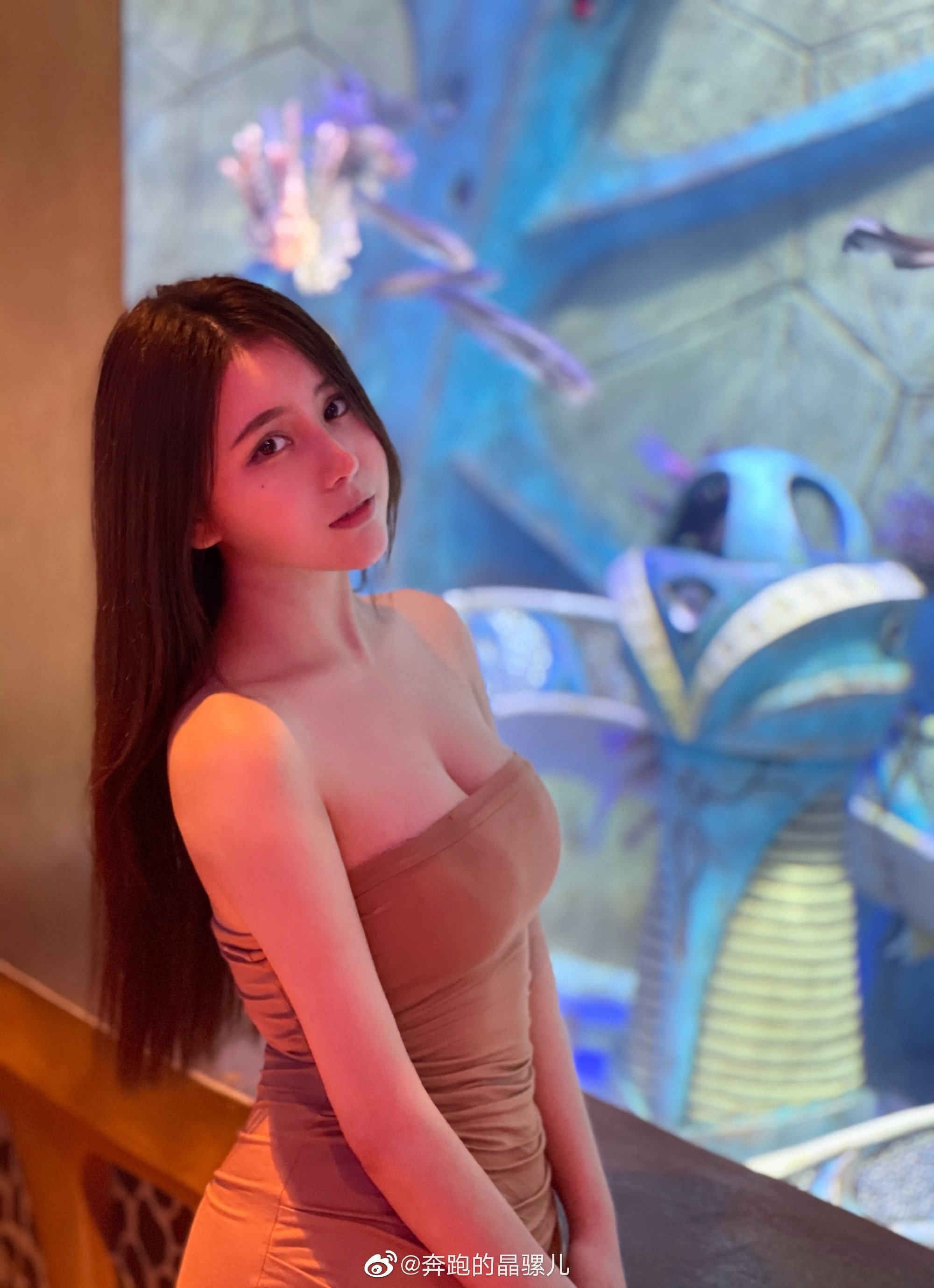Running Crystal Snail's Weibo Miscellaneous Pictures