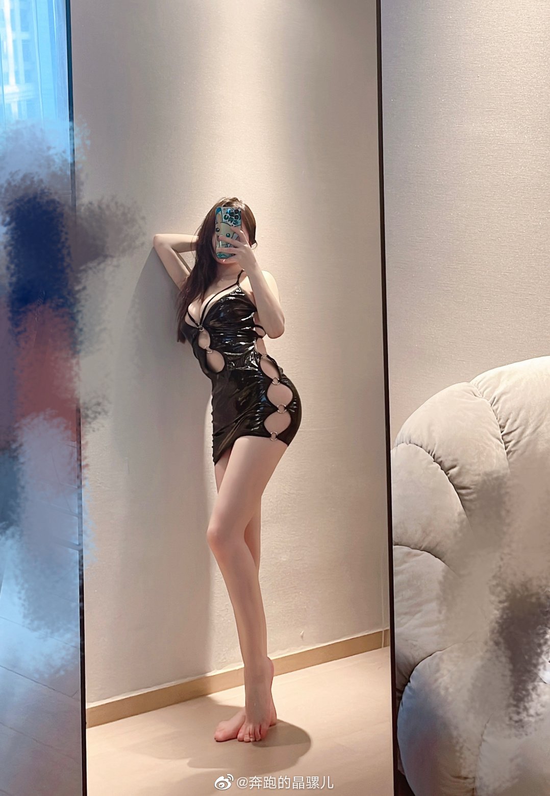 Hình ảnh linh tinh Weibo của Jing Luor Đang Chạy
