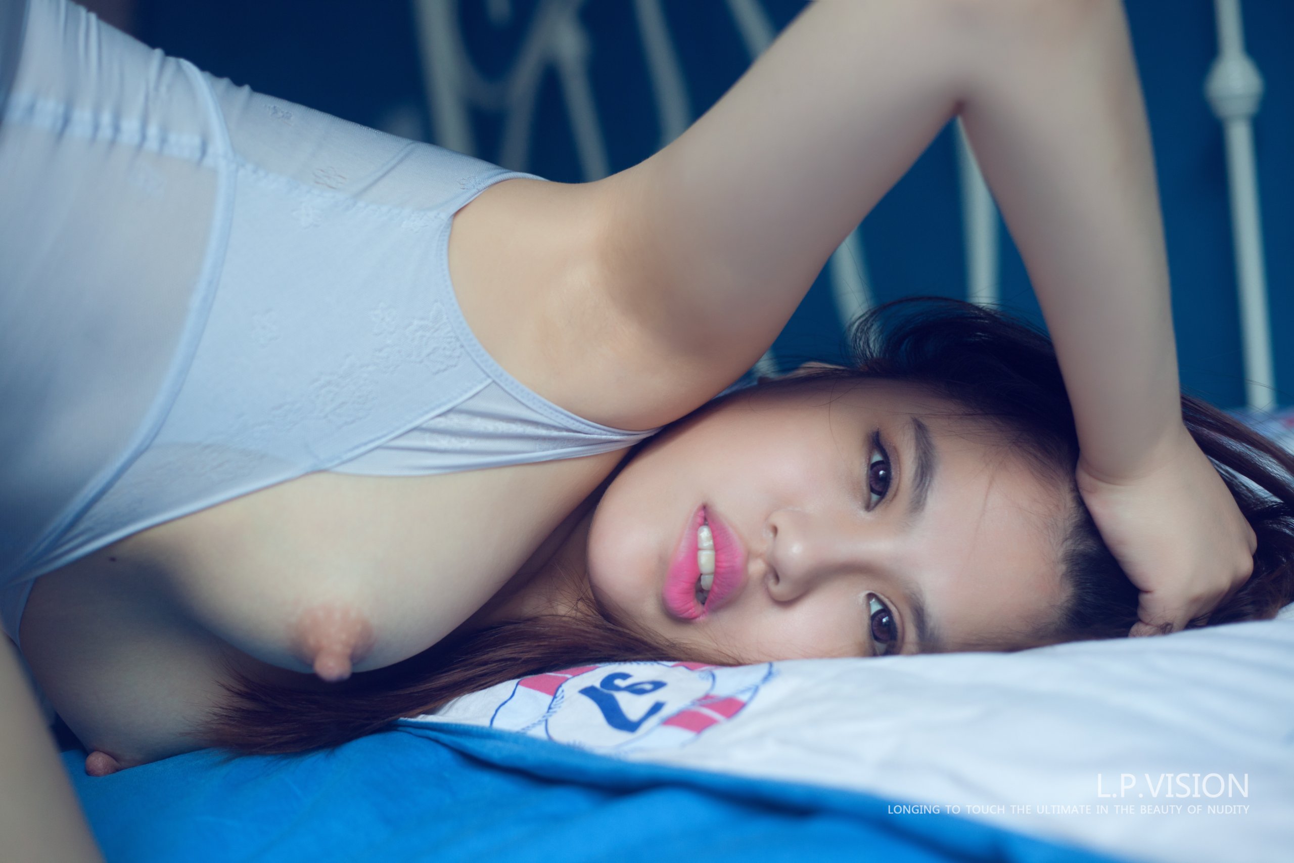 写真家 L.P.VISION クラウドファンディングによる 少女シリーズ No.10