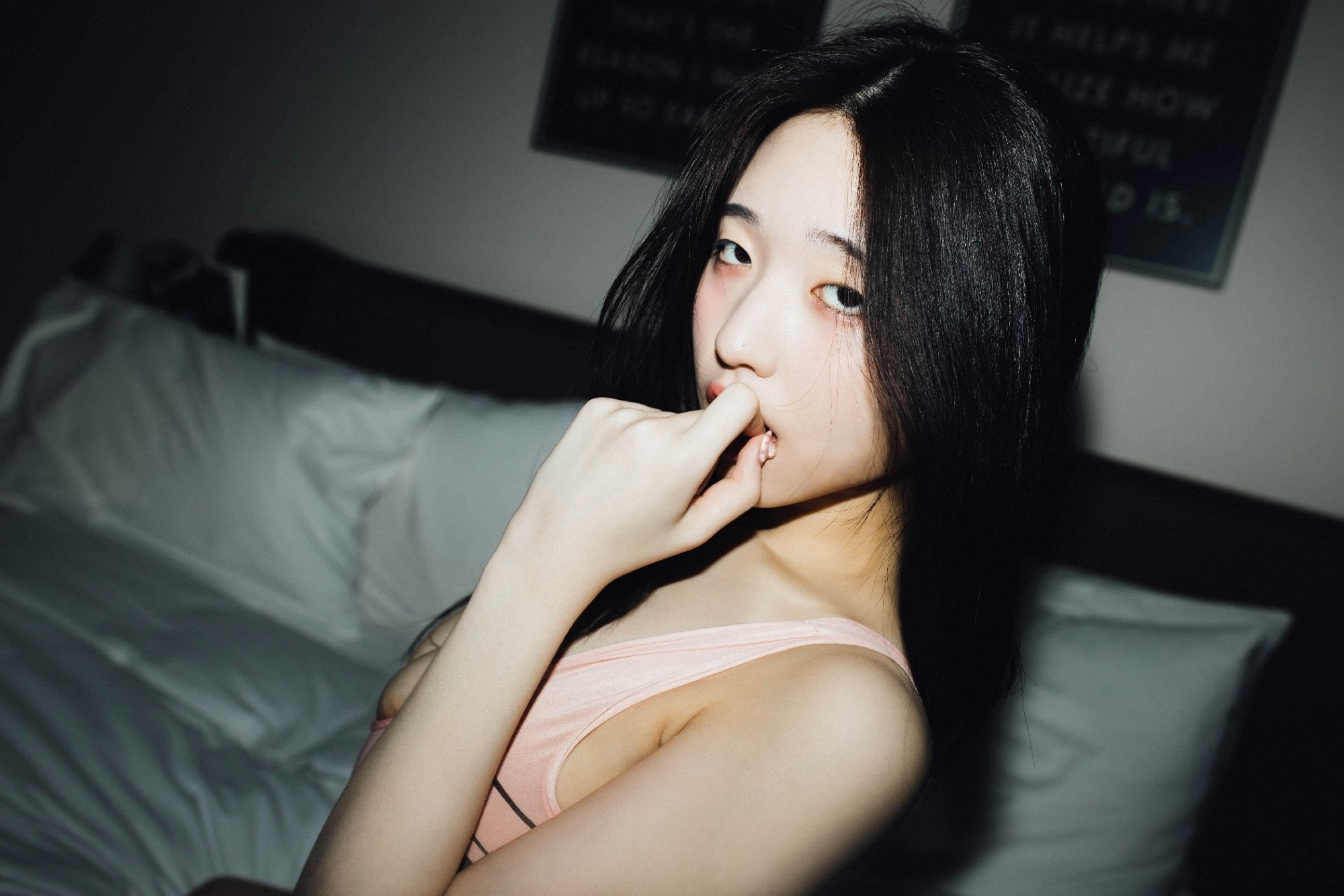 Yeon Woo-06