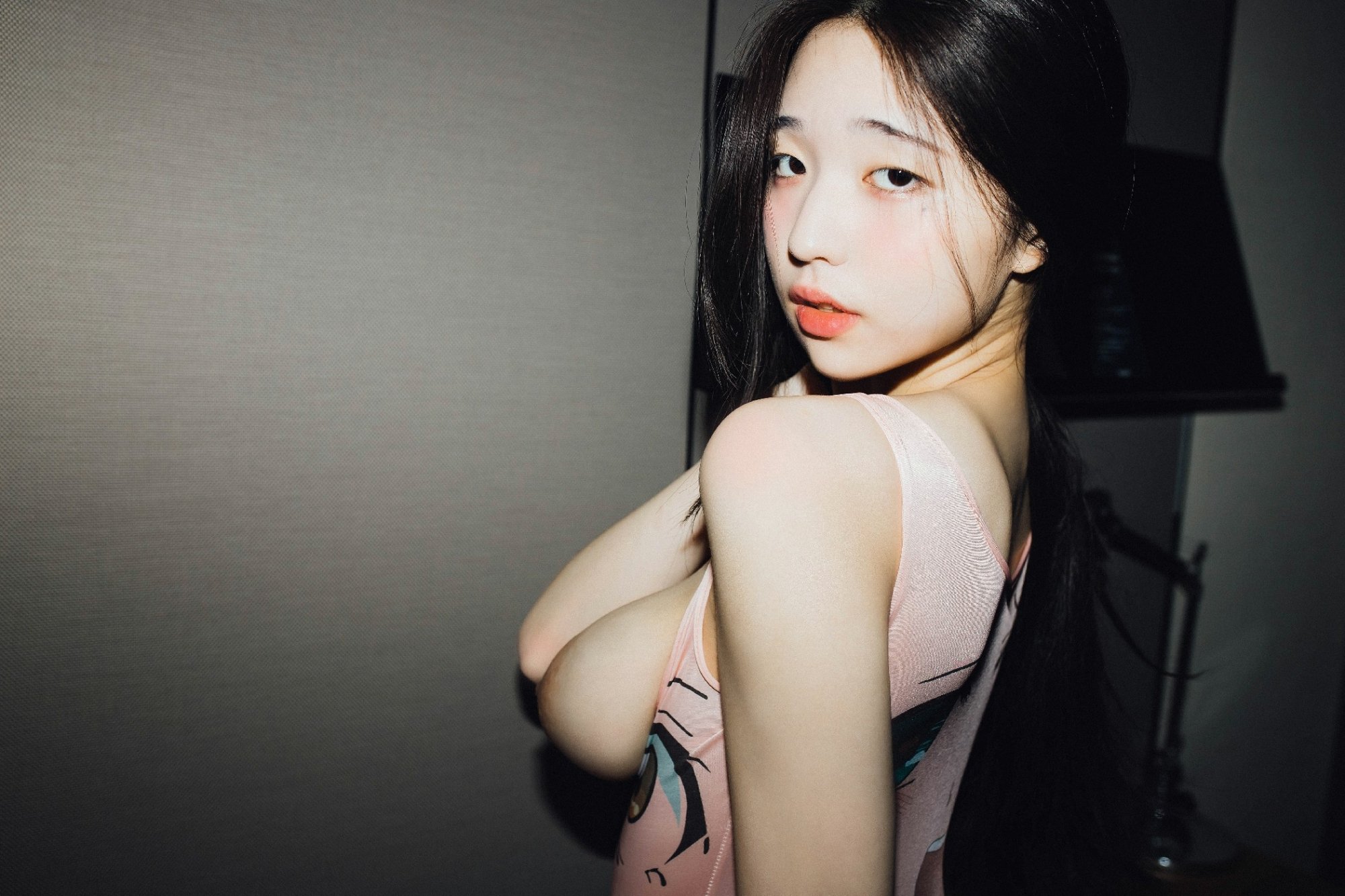 Yeon Woo-06