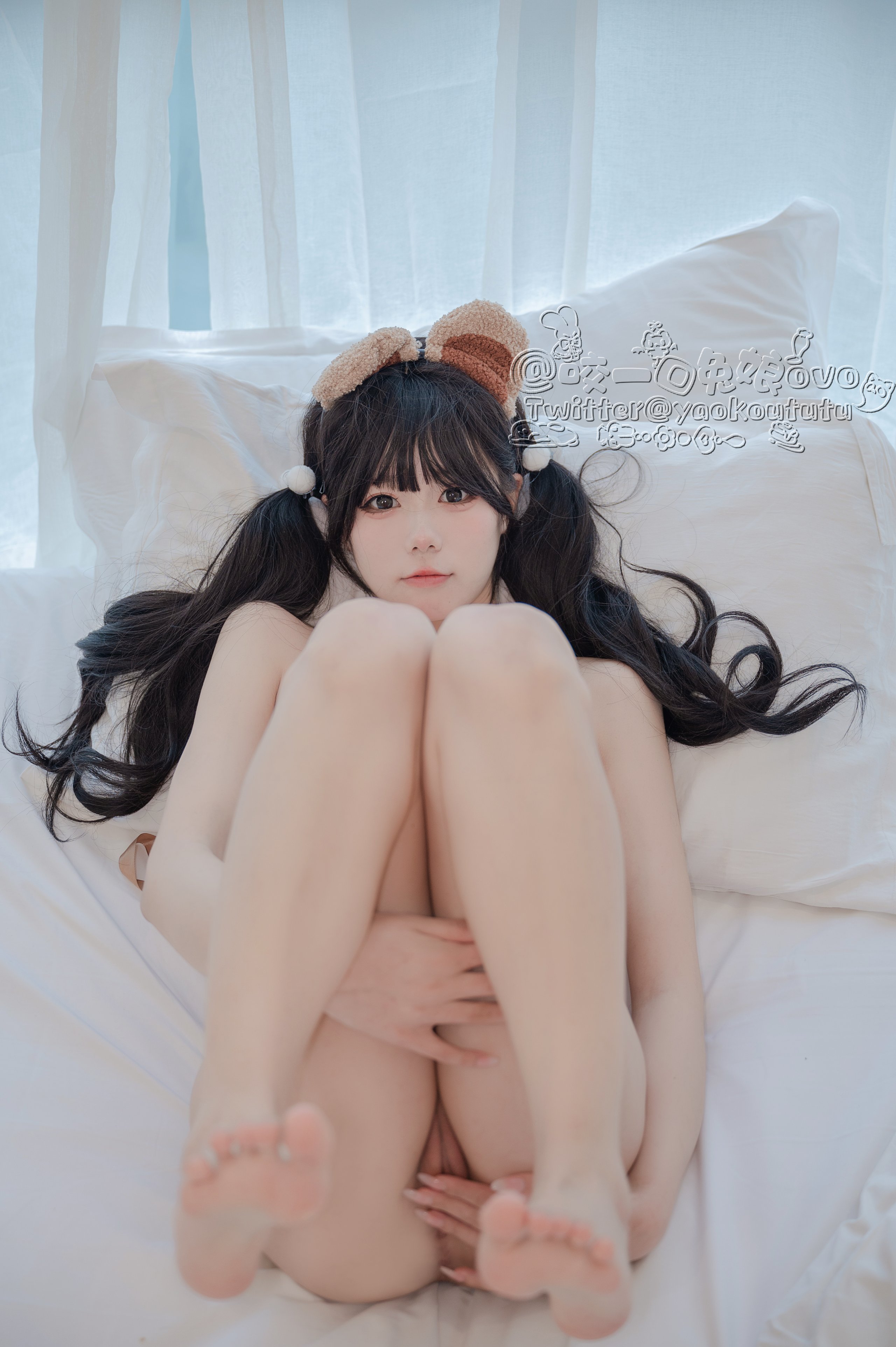 咬一口兔娘-小熊困困