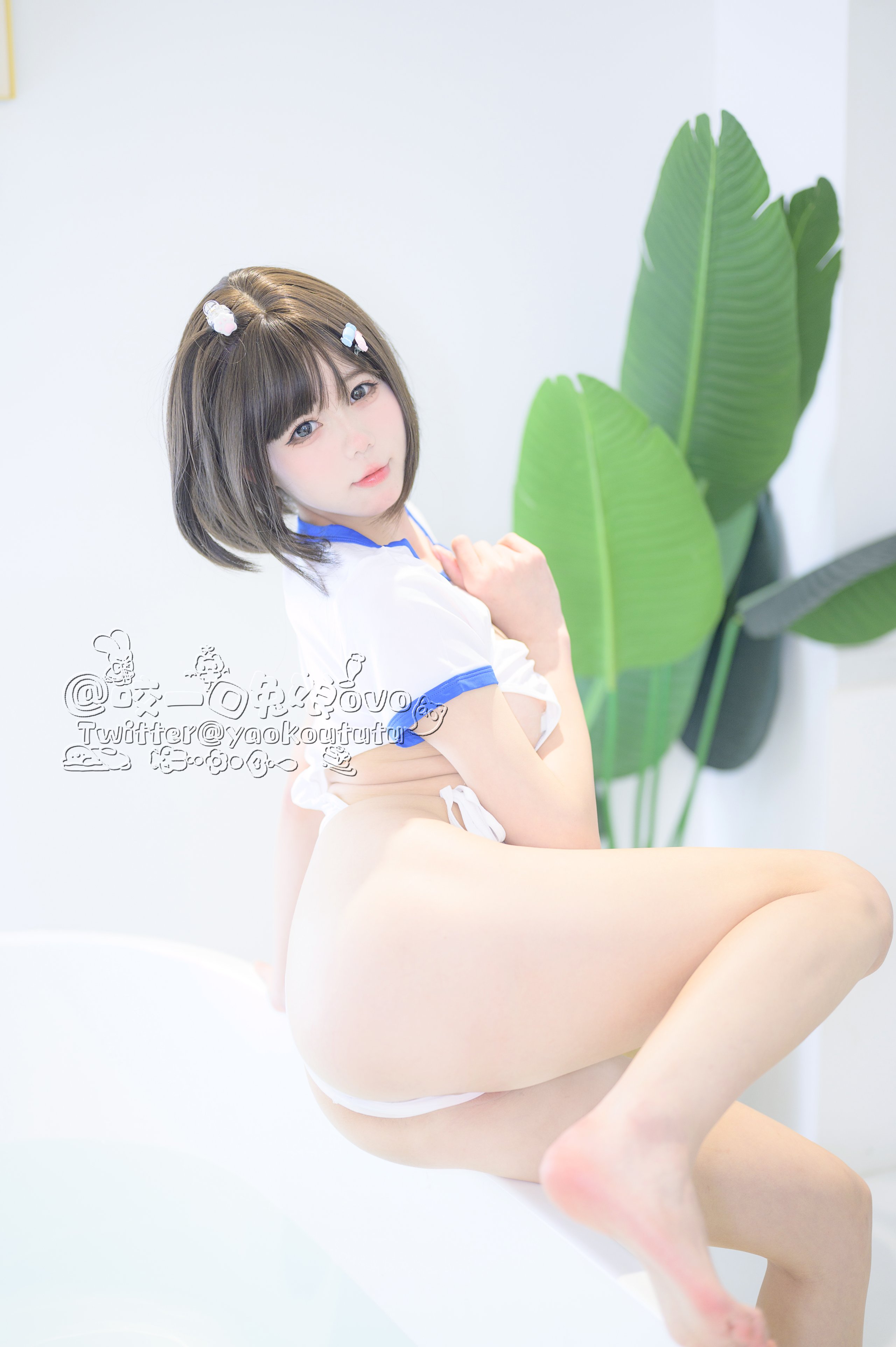 咬一口兔娘-ชุนไป่ยูก่าง