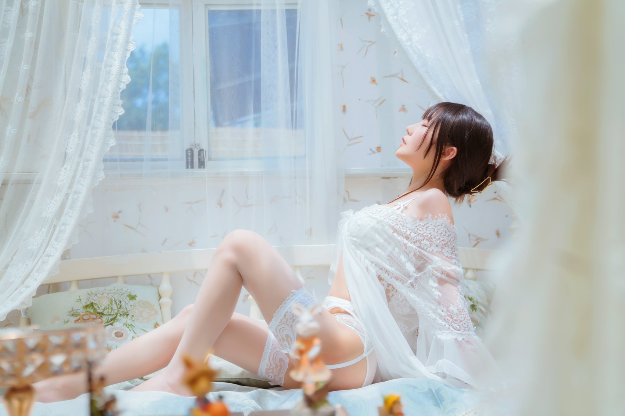 Vanilla Meow Lulu No. 001 Glass House Girl