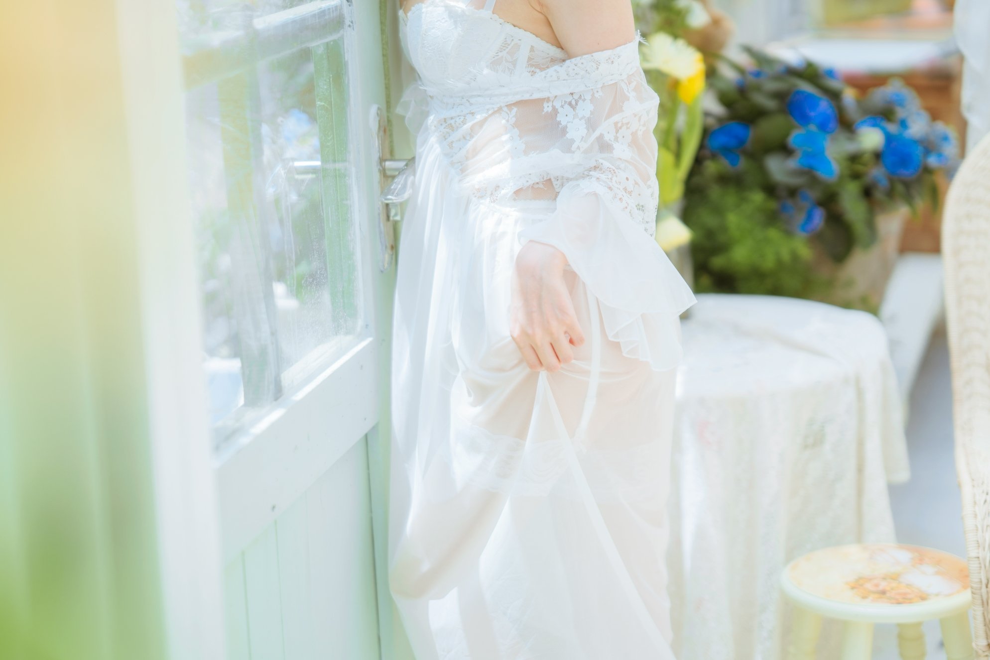 Vanilla Meow Lulu No. 001 Glass House Girl