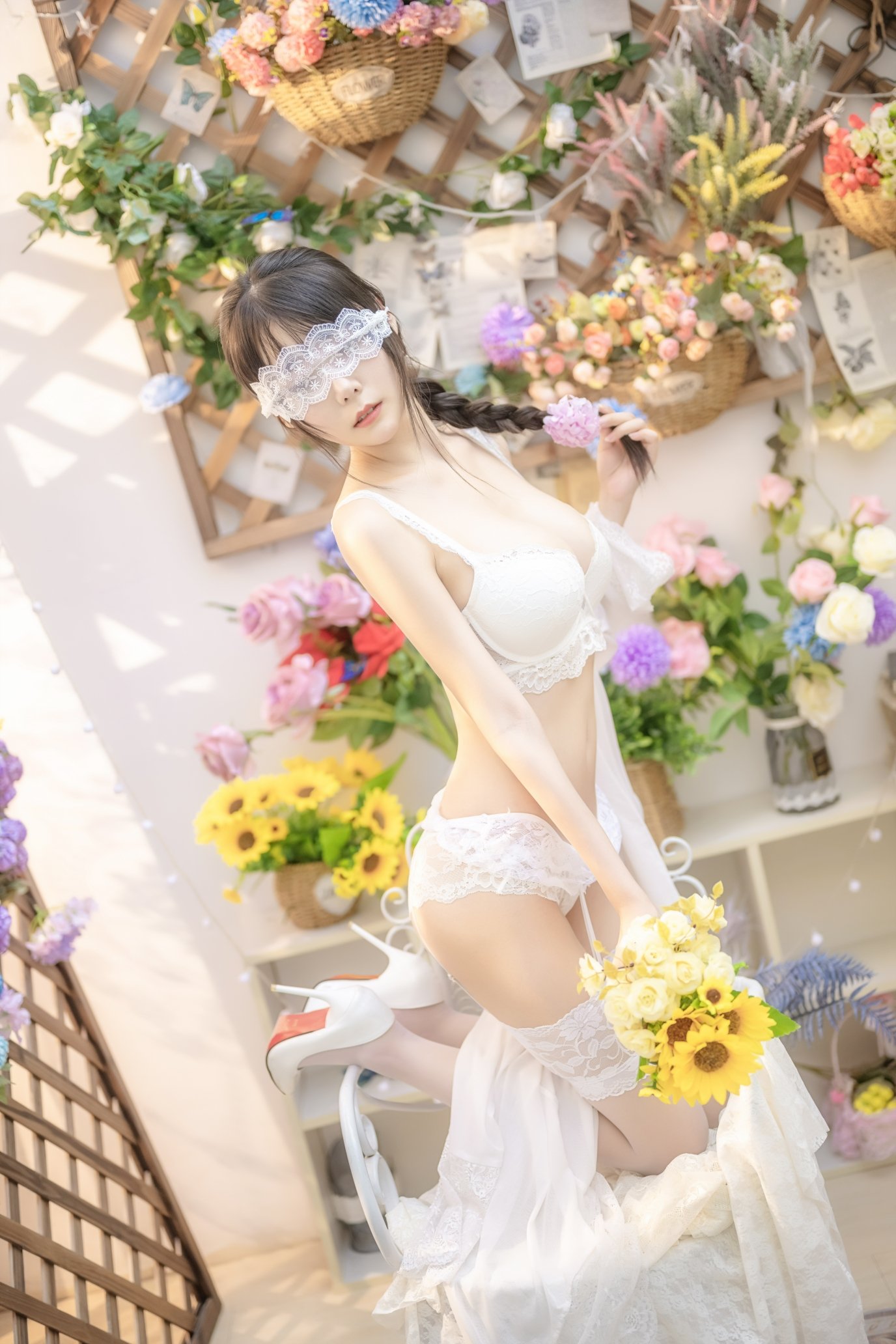 Vanilla Meow Lulu No. 020 White Flower Room