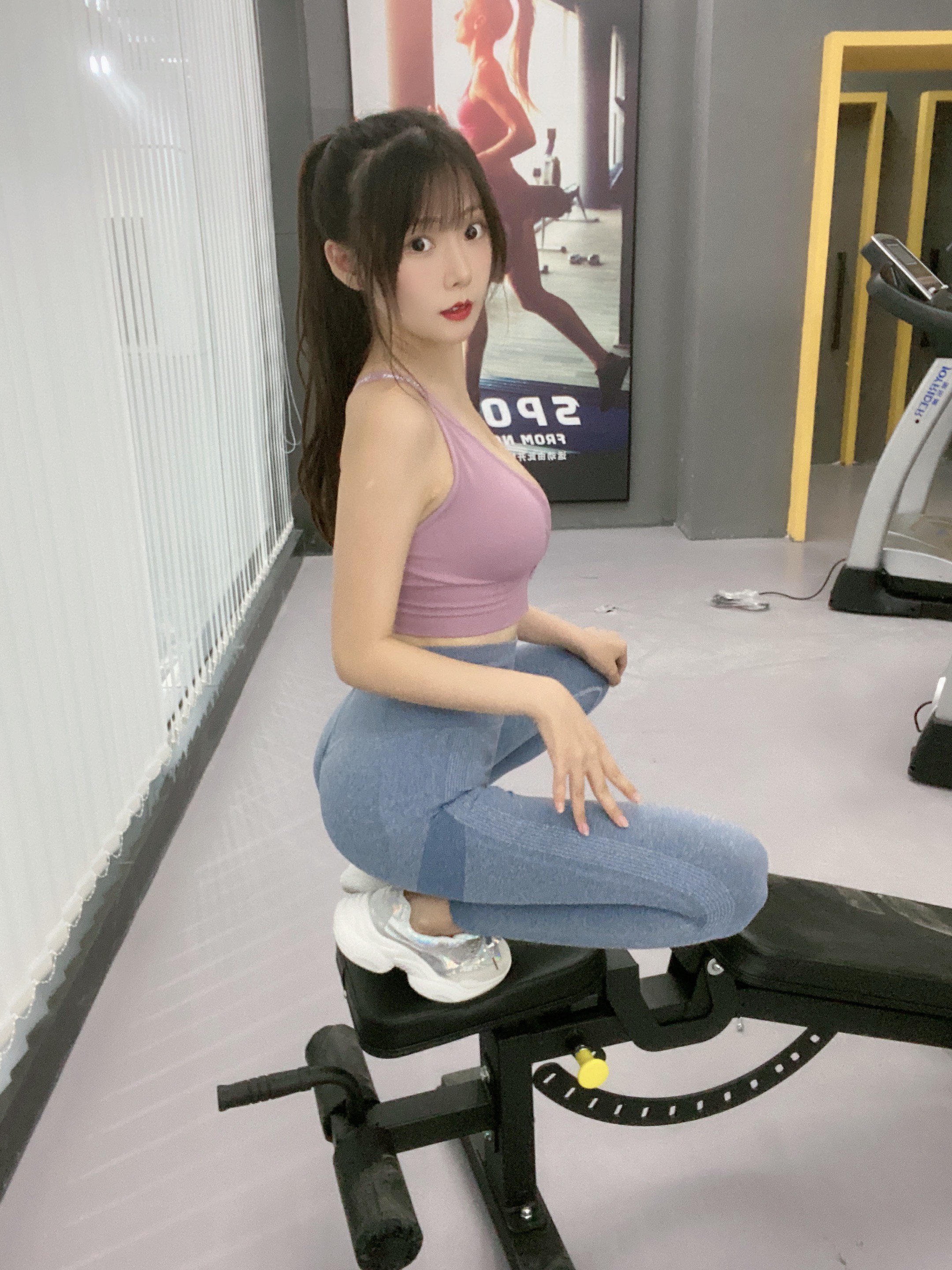 香草喵露露 NO.028 小鹿亂撞 瑜伽服（自拍）