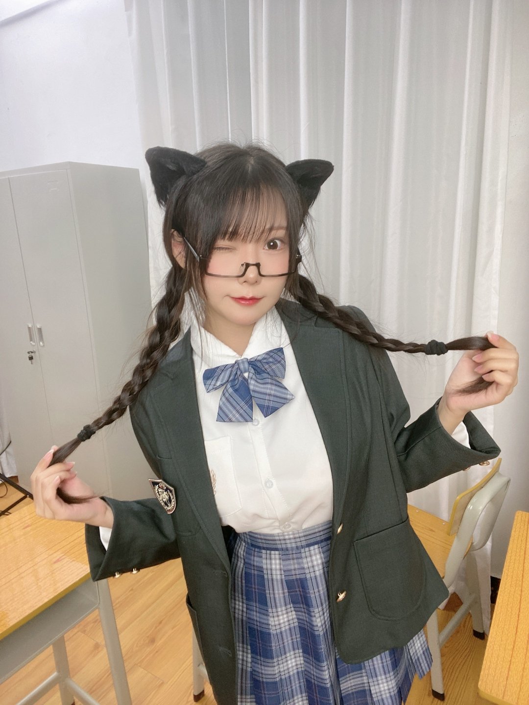 香草喵露露 NO.032 小鹿亂撞 JK制服（自拍）