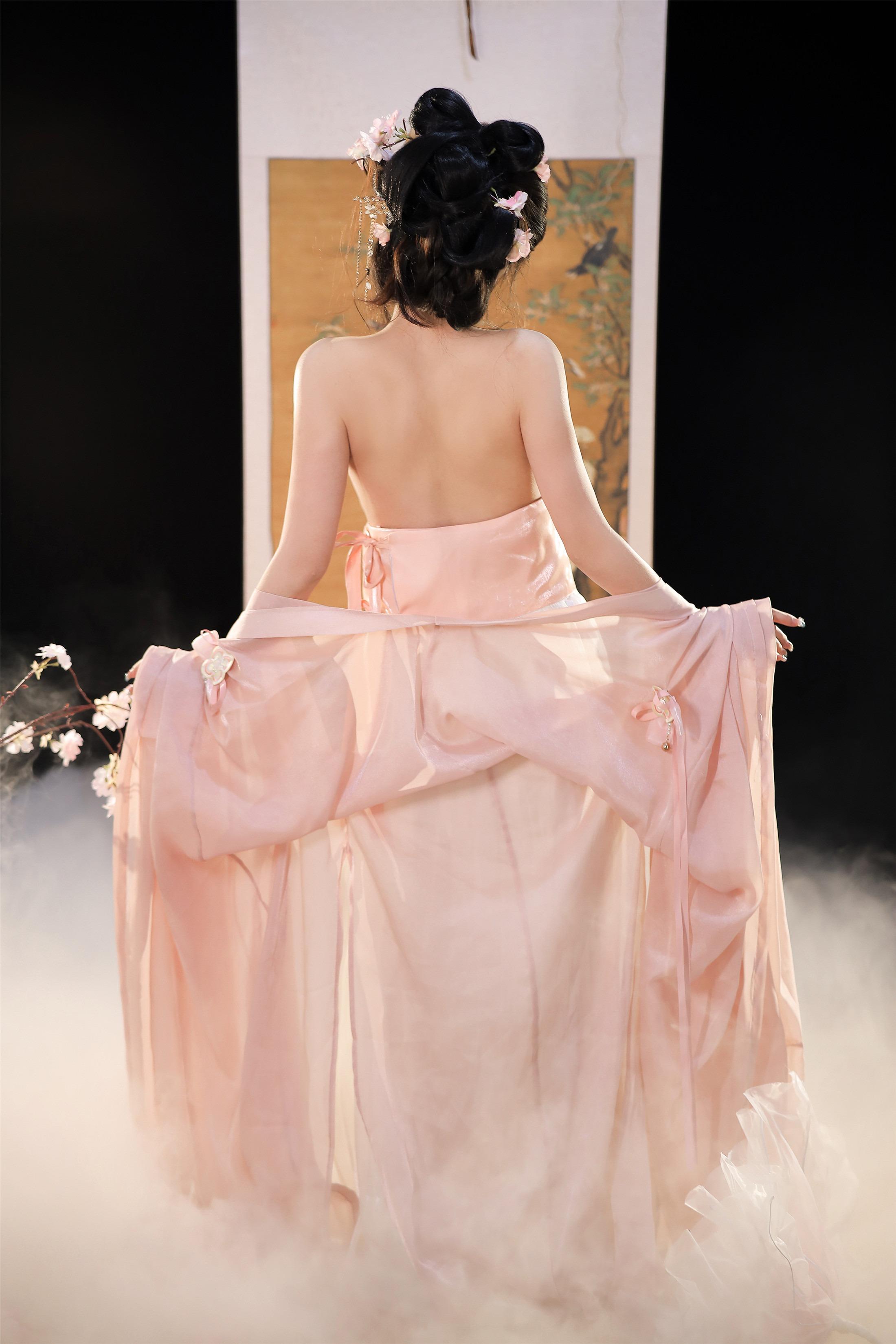 Tao Nuan Jiang - Hanfu Ancient Style Entering Dream 60P