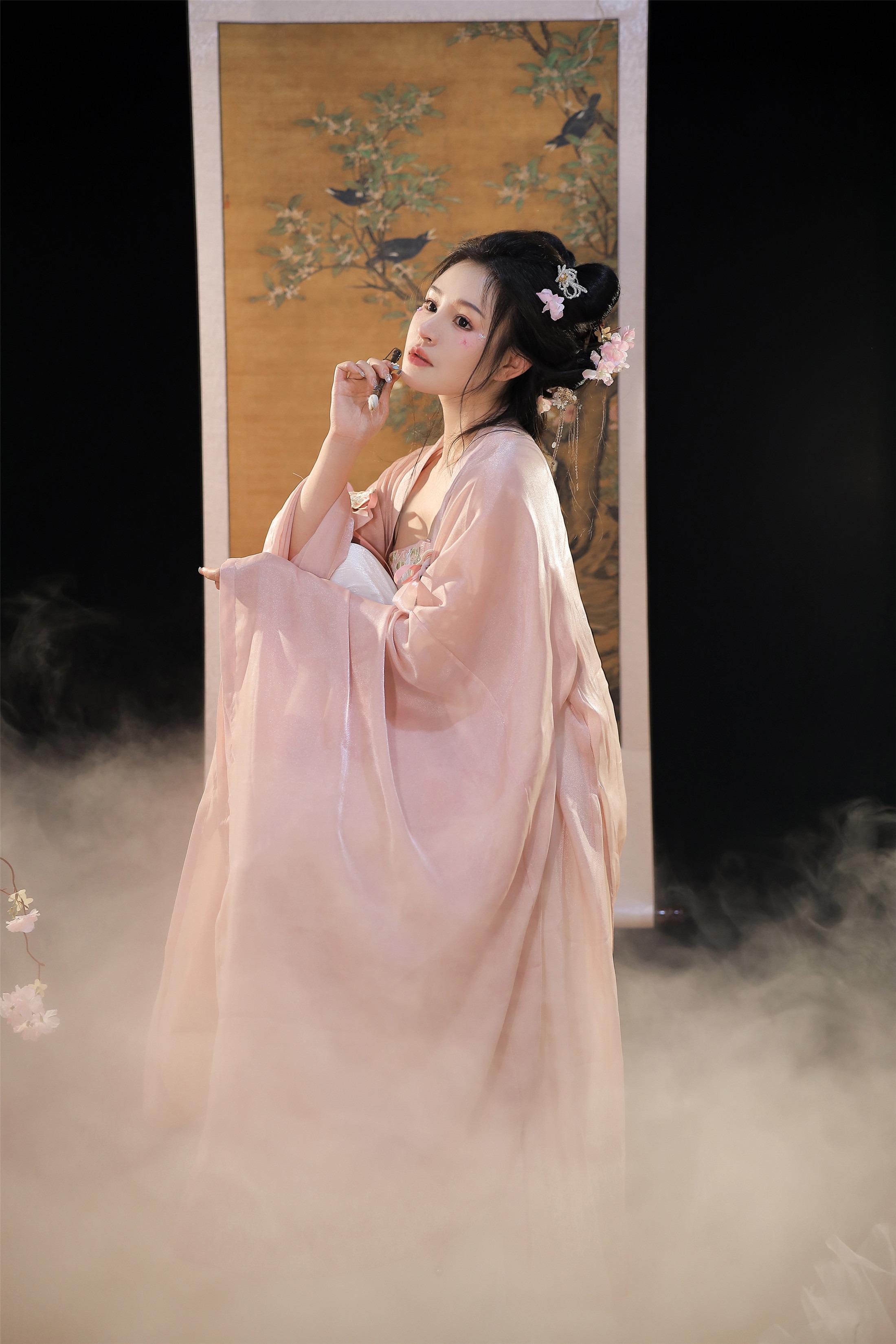 Tao Nuan Jiang - Hanfu Ancient Style Entering Dream 60P