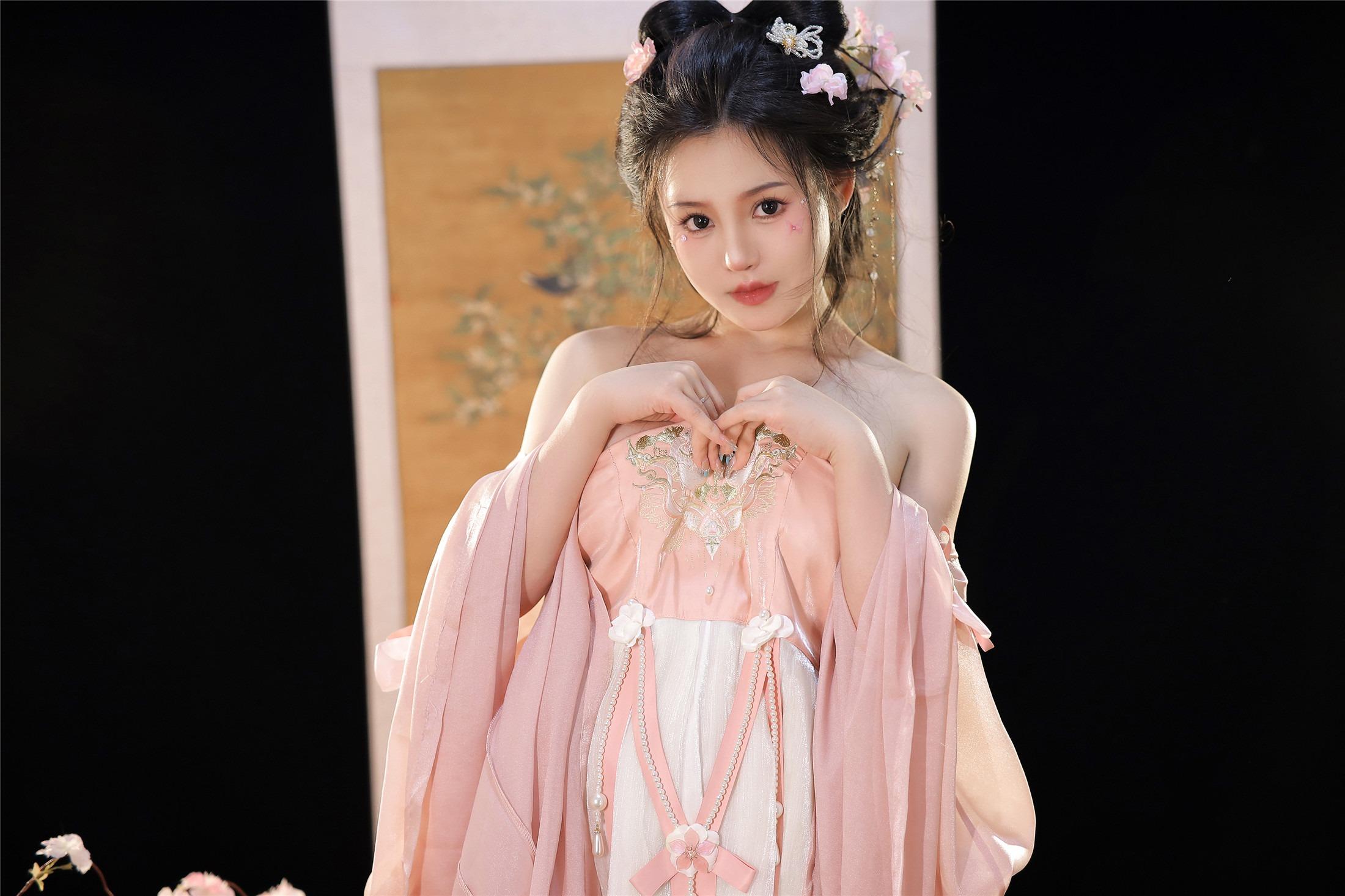 Tao Nuan Jiang - Hanfu Ancient Style Entering Dream 60P