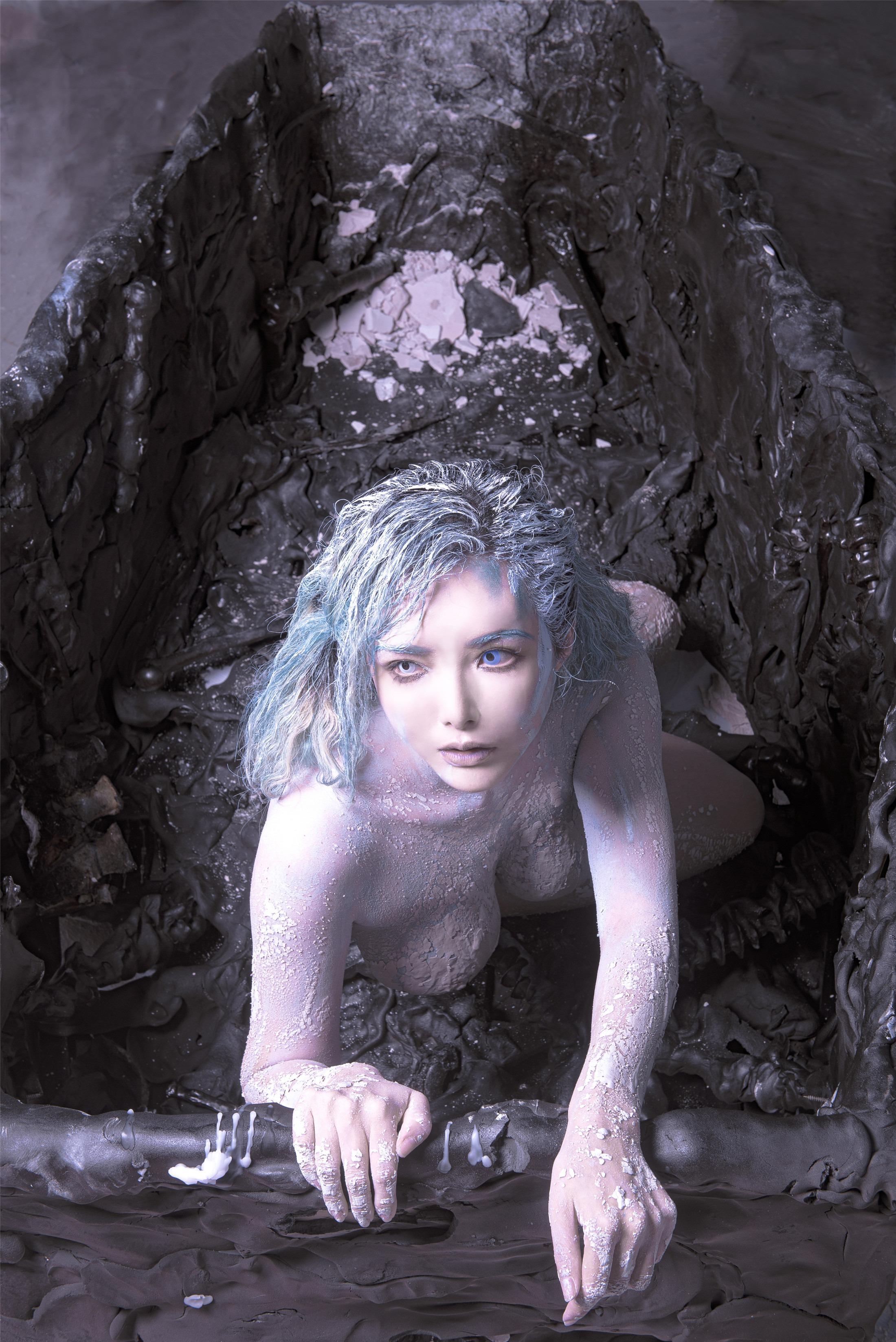 Xia Xiaoqiuqiuqiu - Resurrection 72P