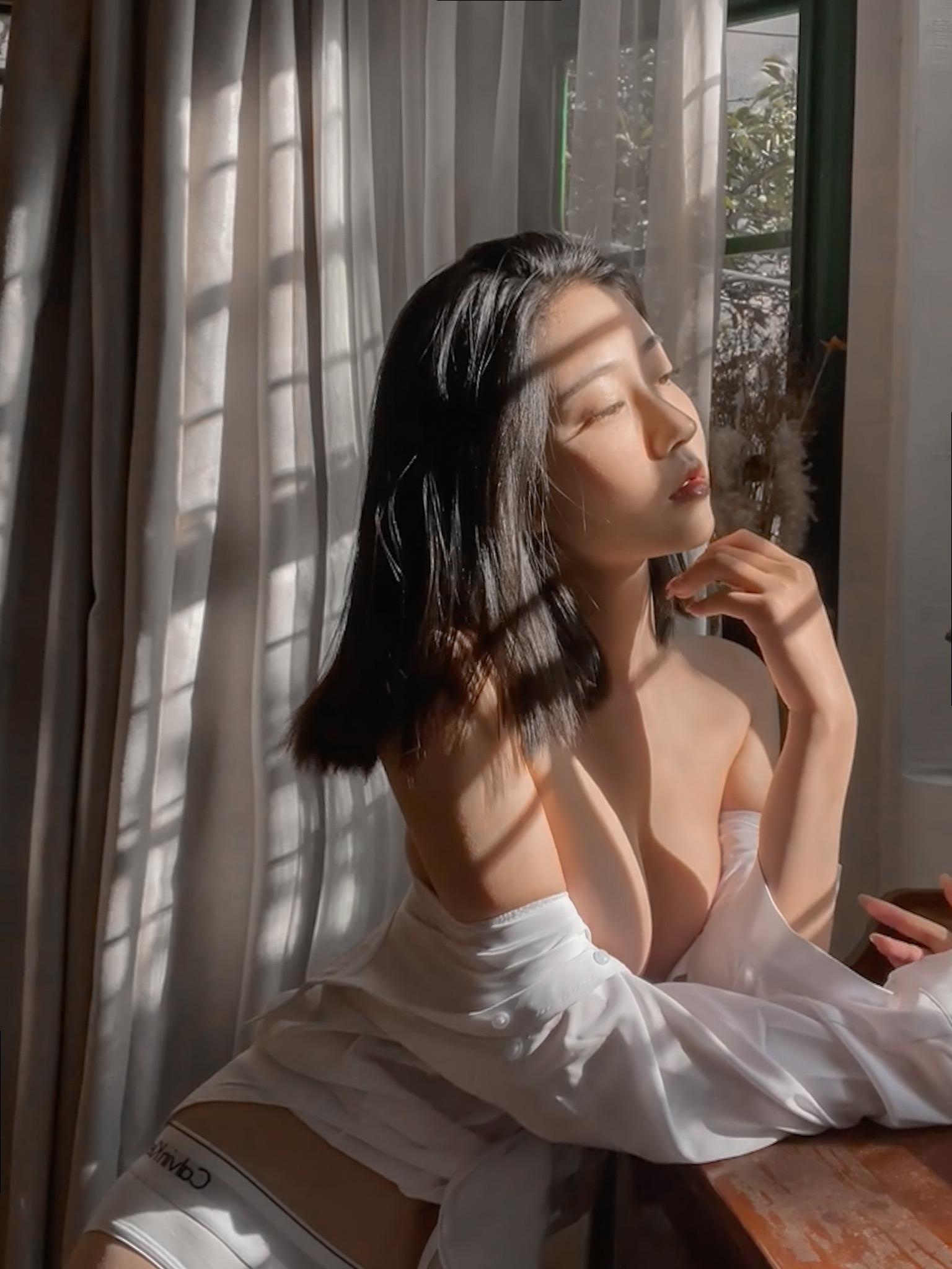 Niên Niên - Quang Vụ Niên 41P