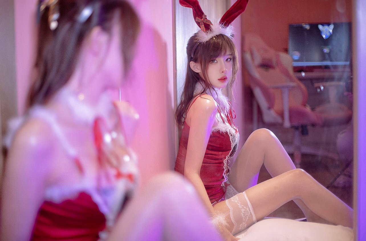 Yu Duoduo Dudu No. 004 - Christmas Special Photobook [28P