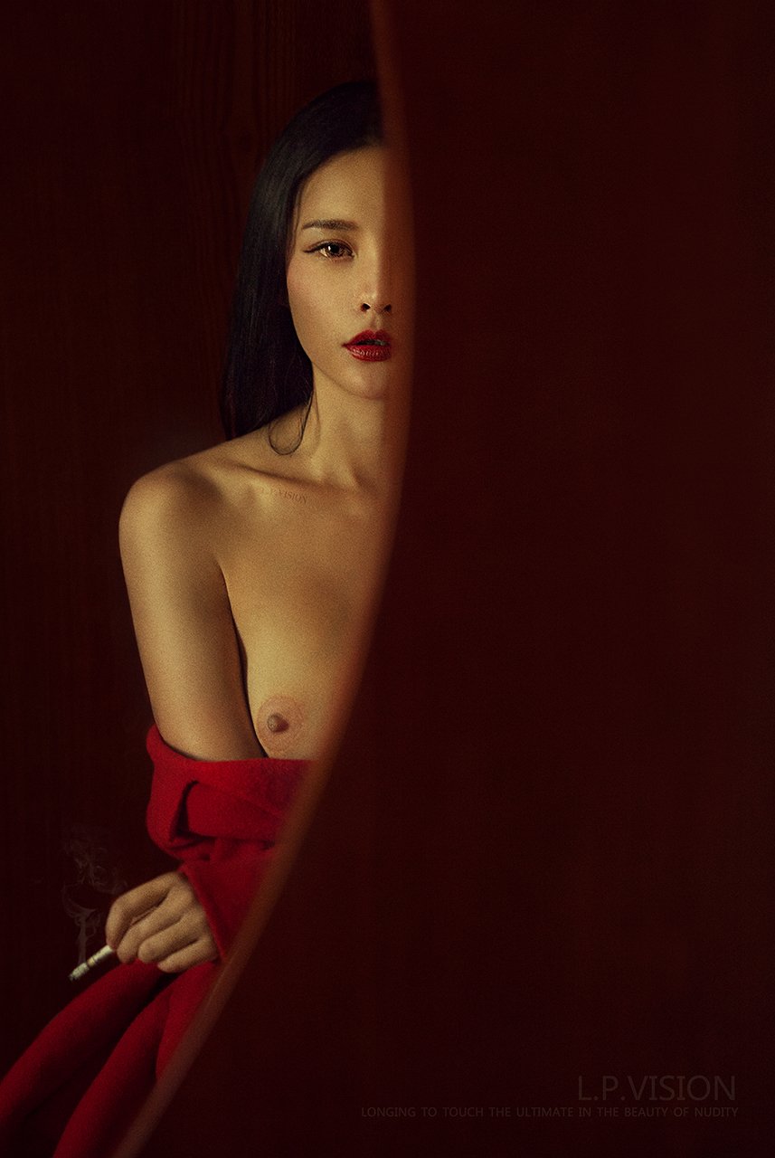 Photographer L.P.VISION Crowdfunded Shoot Girls Series No. 06