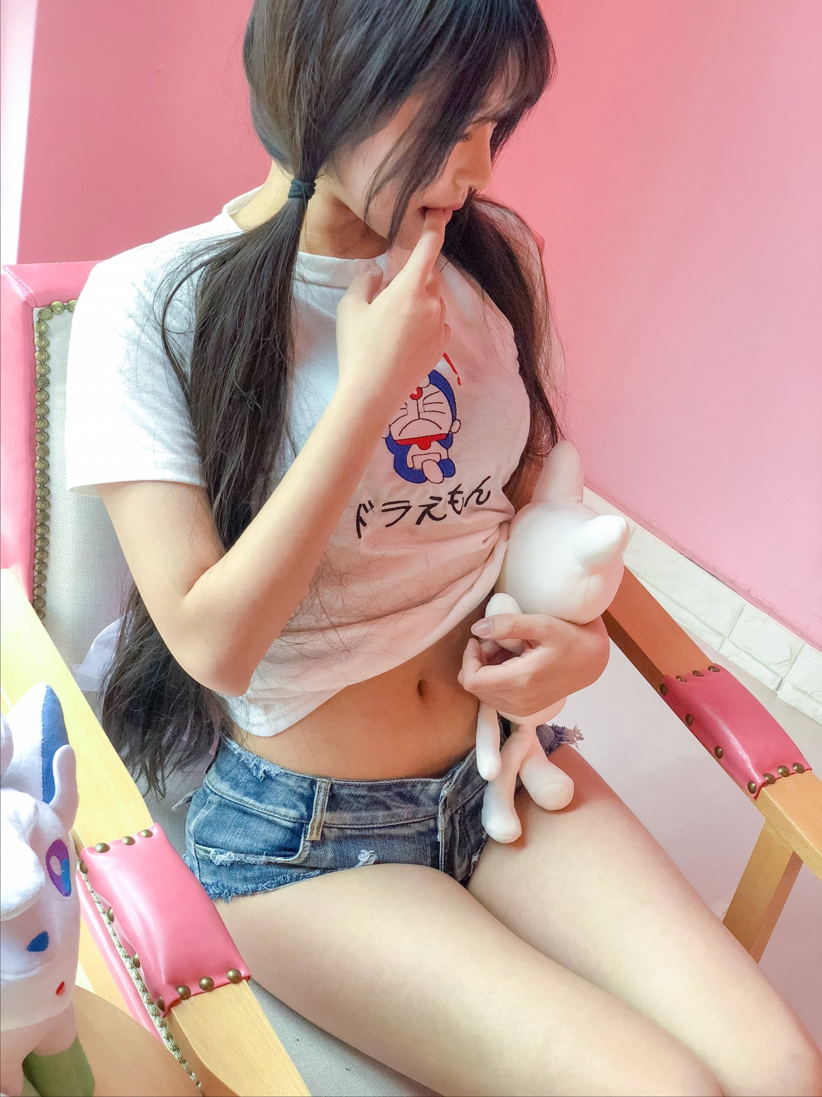 เป็นแมวเซียนของคุณ啊《เฟิ่นฮงซาวนู่》