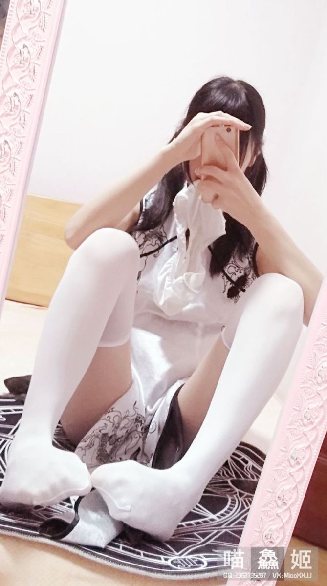 Internet celebrity  belle ta - Miao Xian Ji cheongsam