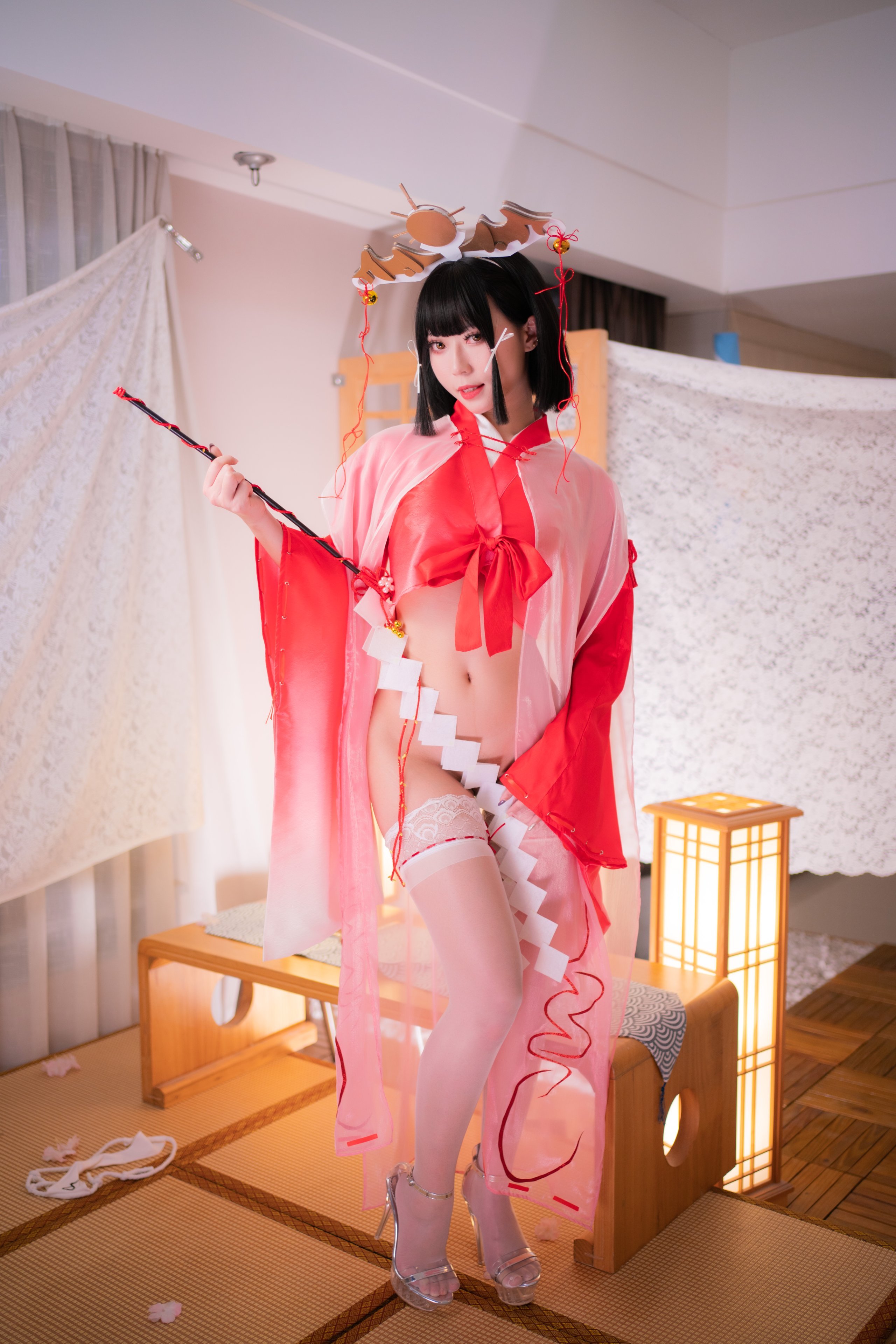 Money Leng Leng No. 021 Kaguya-hime Miko