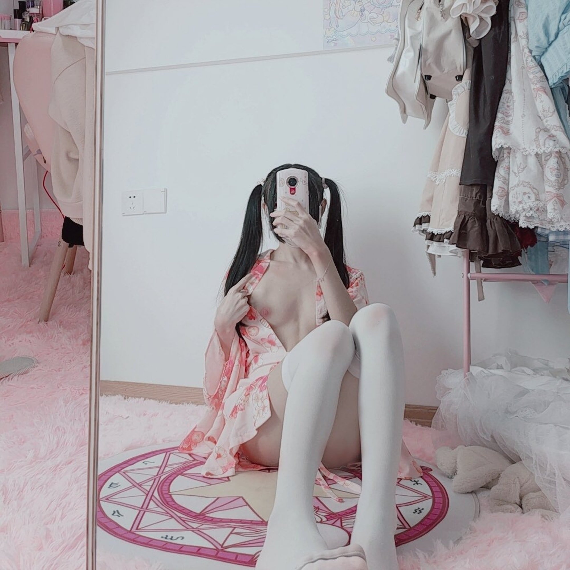 Twitter网红- 皮皮娘