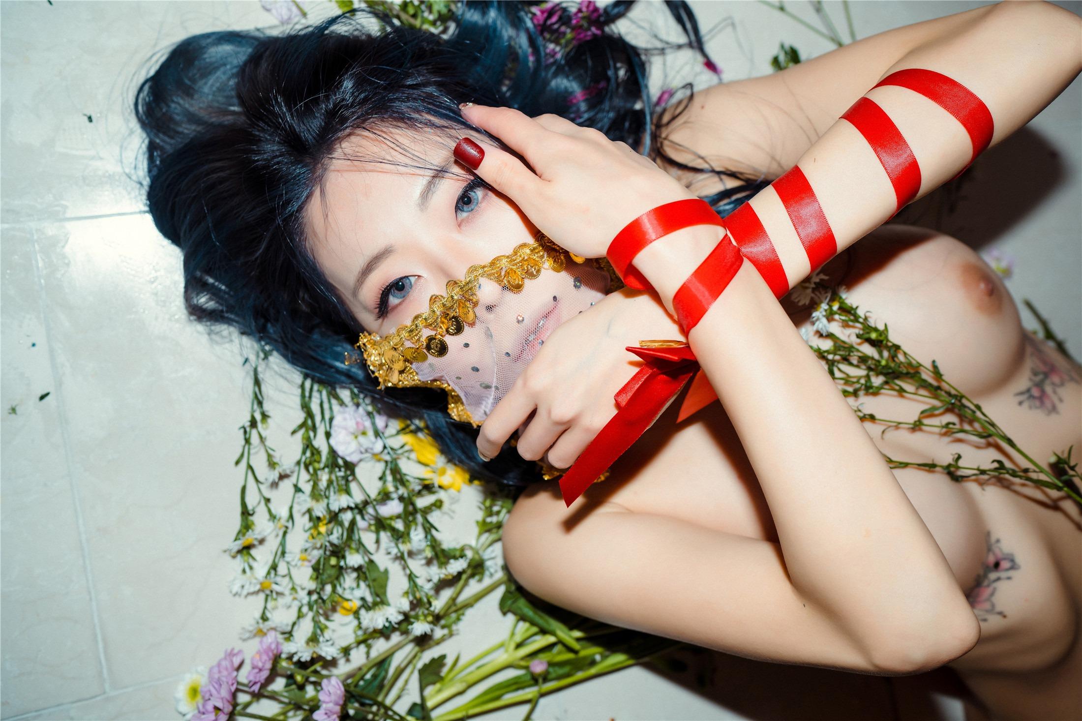 Moon Night Snap] Mona - Sinh Nhật Vui Vẻ Vol.3 42P