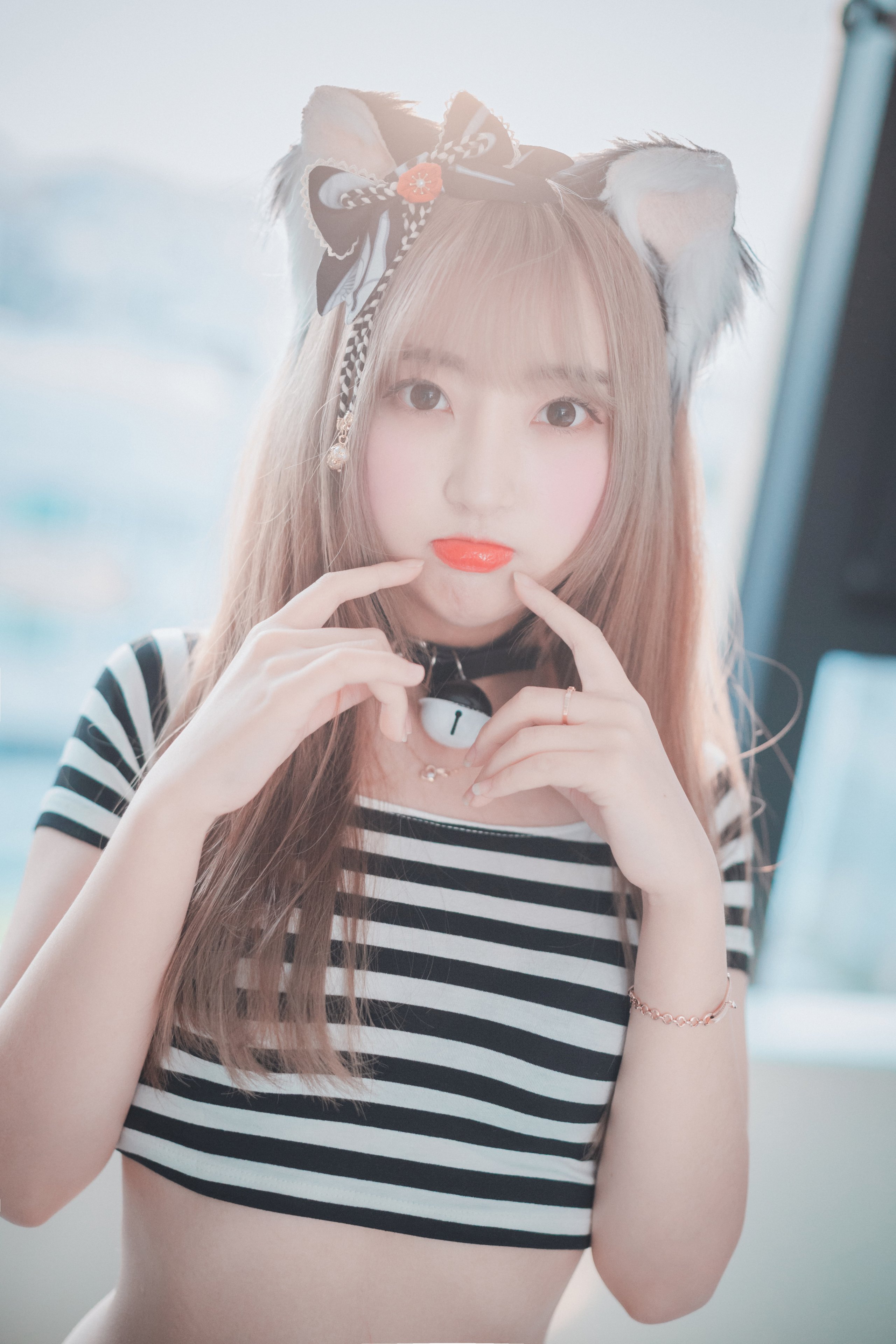 DJAWA Photo] Hanari - Catgirl in Stripes