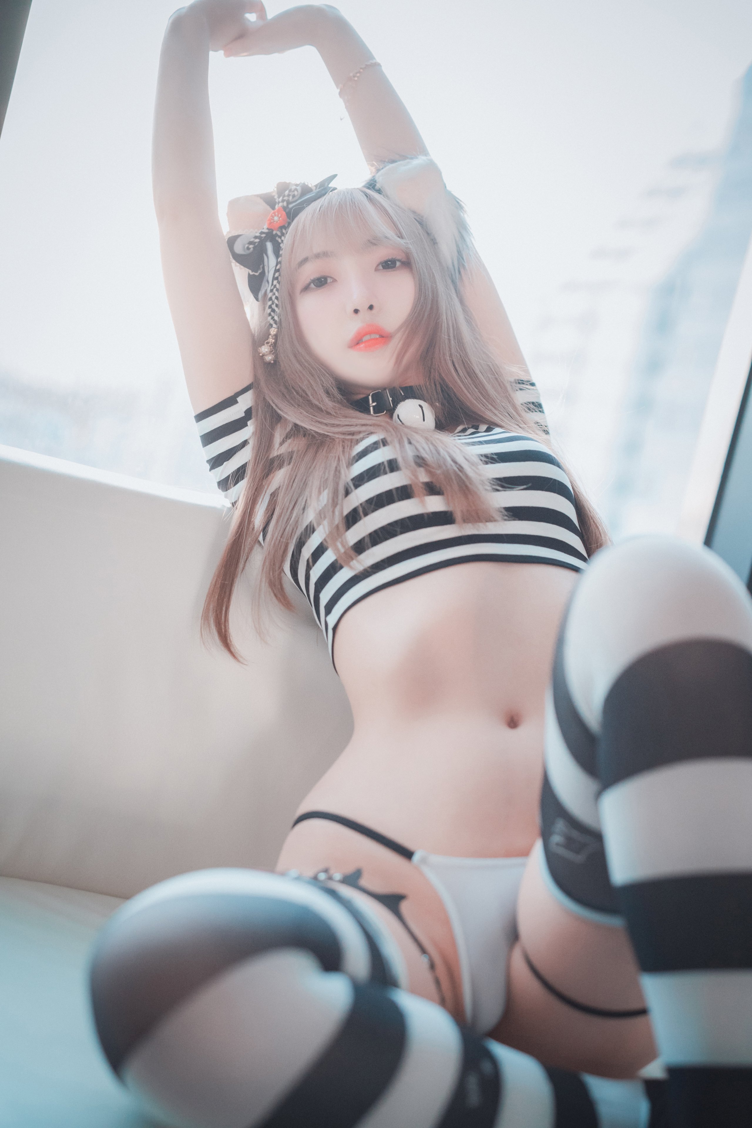 DJAWA Photo] Hanari - Catgirl in Stripes