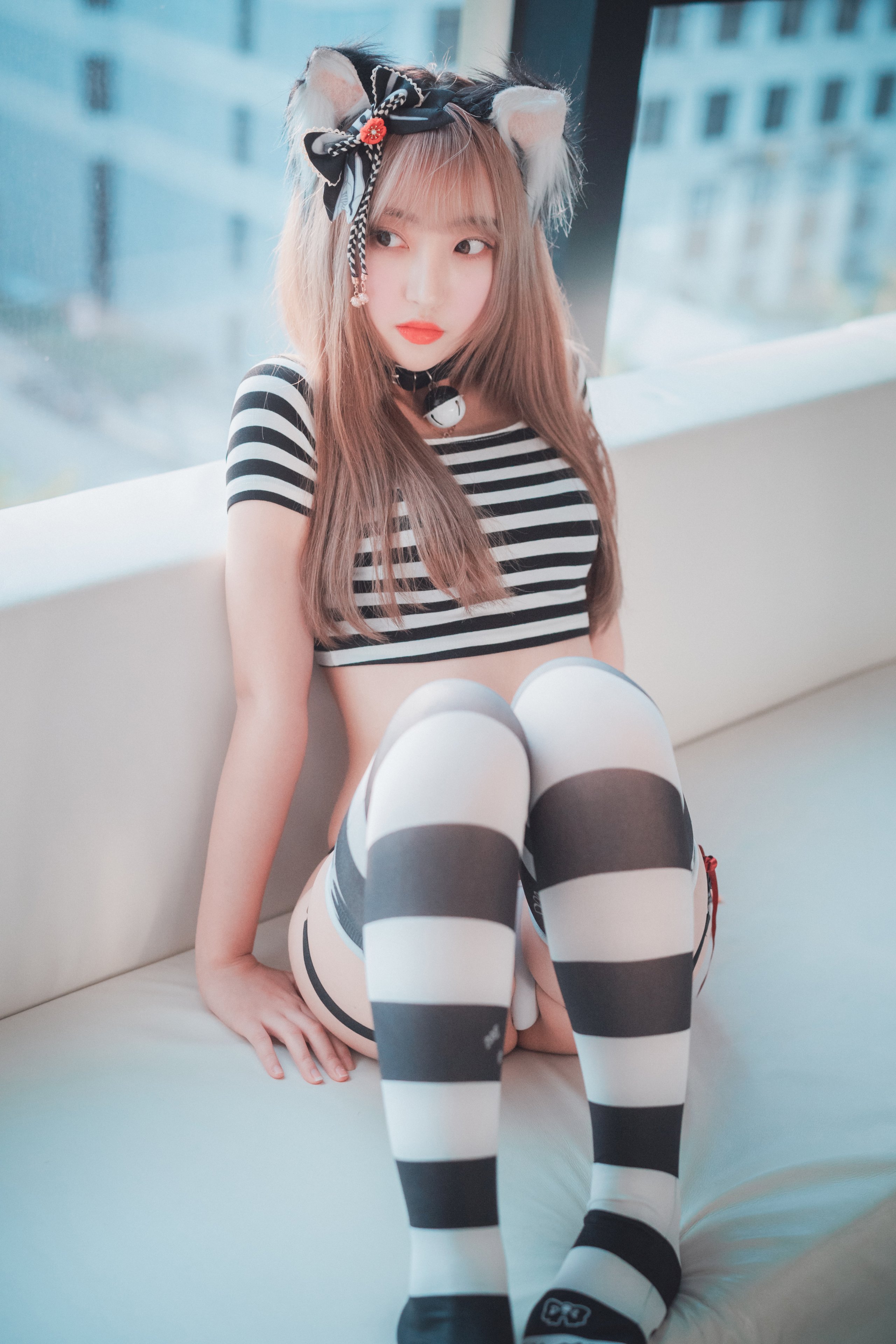 DJAWA Photo] Hanari - Catgirl in Stripes