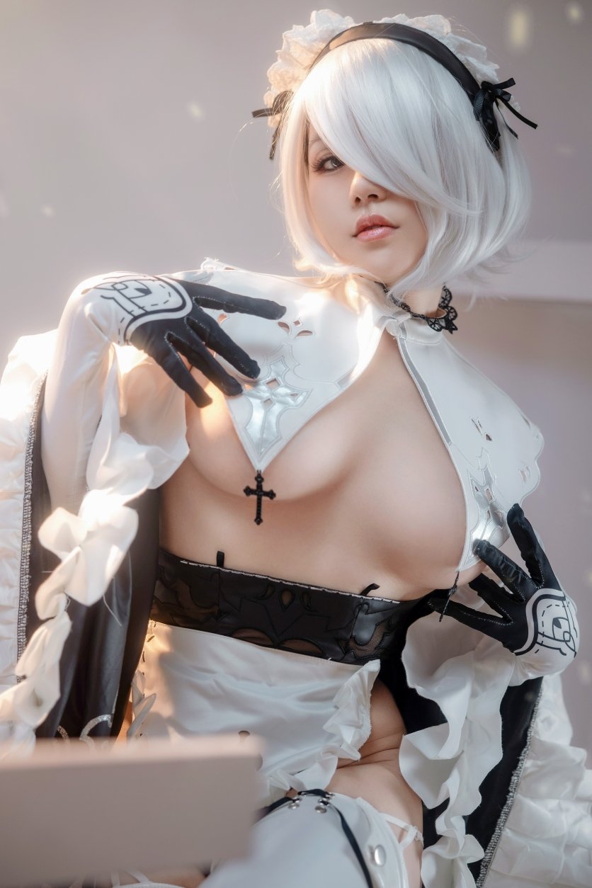 Qi Qi Na Na Zi No. 002 2B Maid