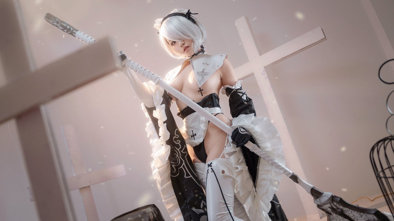 Qi Qi Na Na Zi No. 002 2B Maid