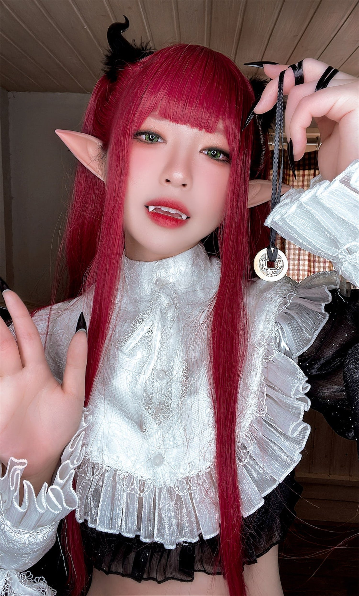 半半子 - 更衣人偶小恶魔利兹