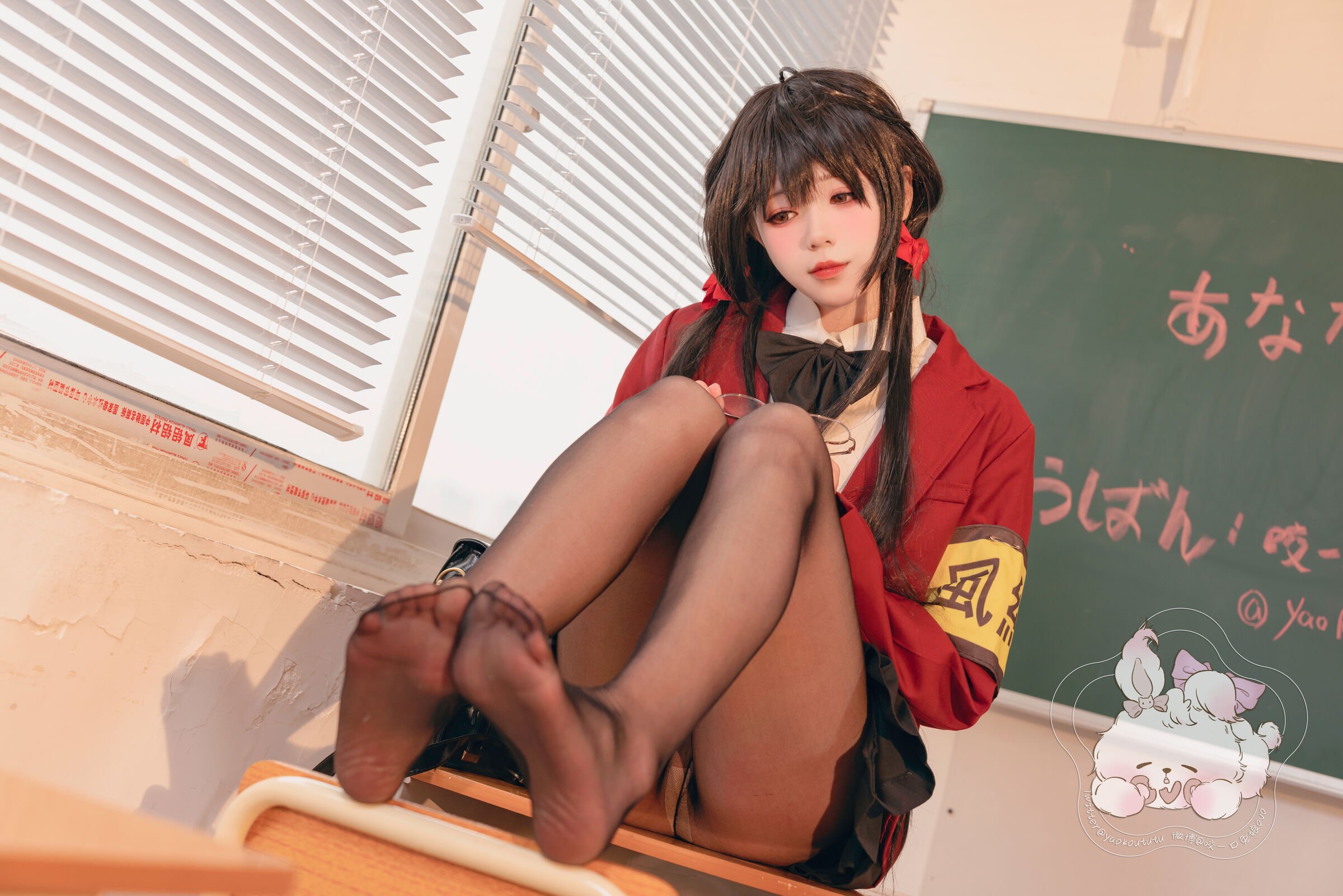 Bite a Bite of Rabbit Mother ovo - Feng, the Discipline Committee Member