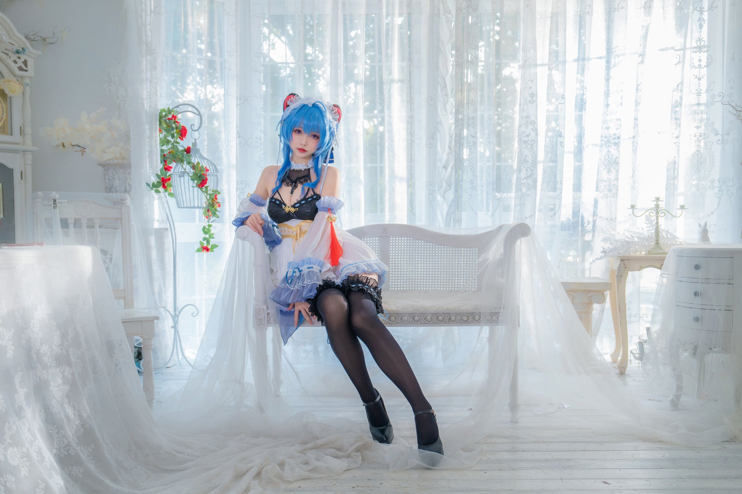 Big Big Roll Roll Small Roll - Ganyu Maid [20P