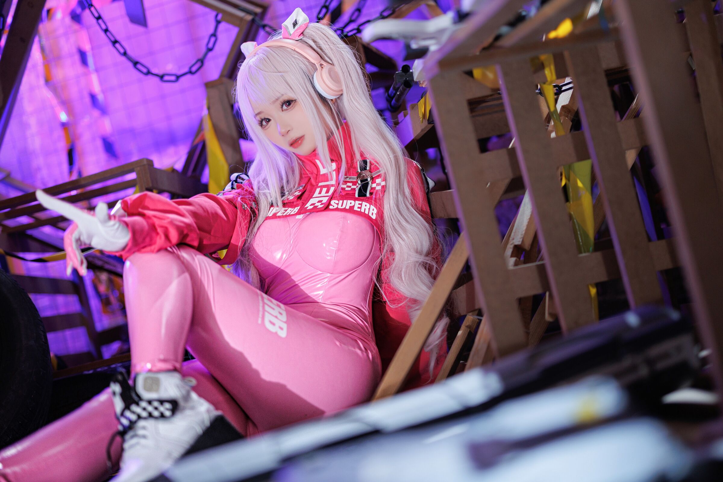 Yingluo Jiang w - Alice