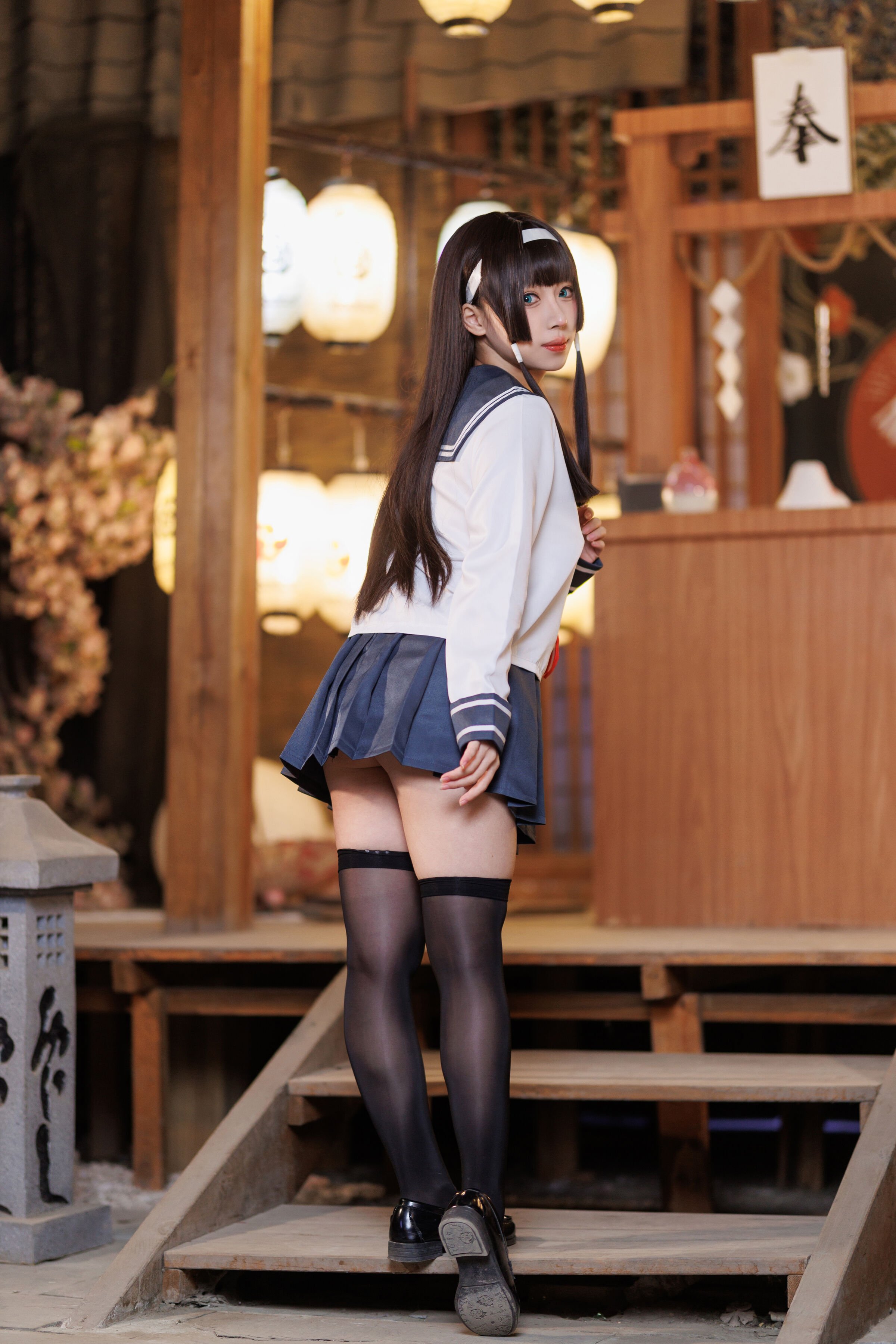 Hu Tao Meow - Beautiful Girl Kaleidoscope: The Girl of Reason and Labyrinth