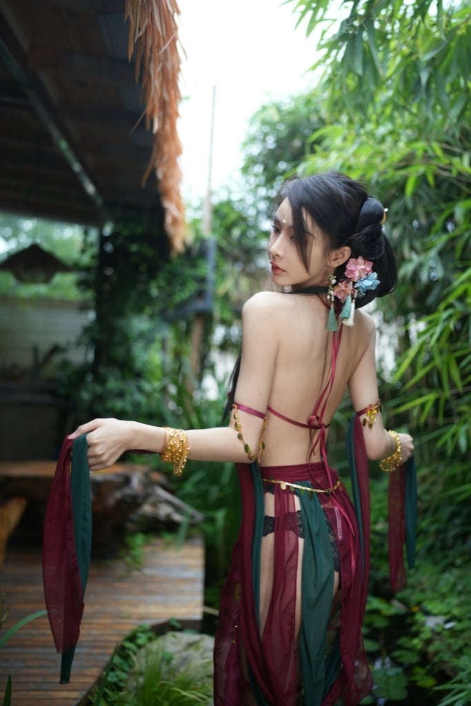 No. 001 Yu Duoduo Daji's Ancient Style Allure
