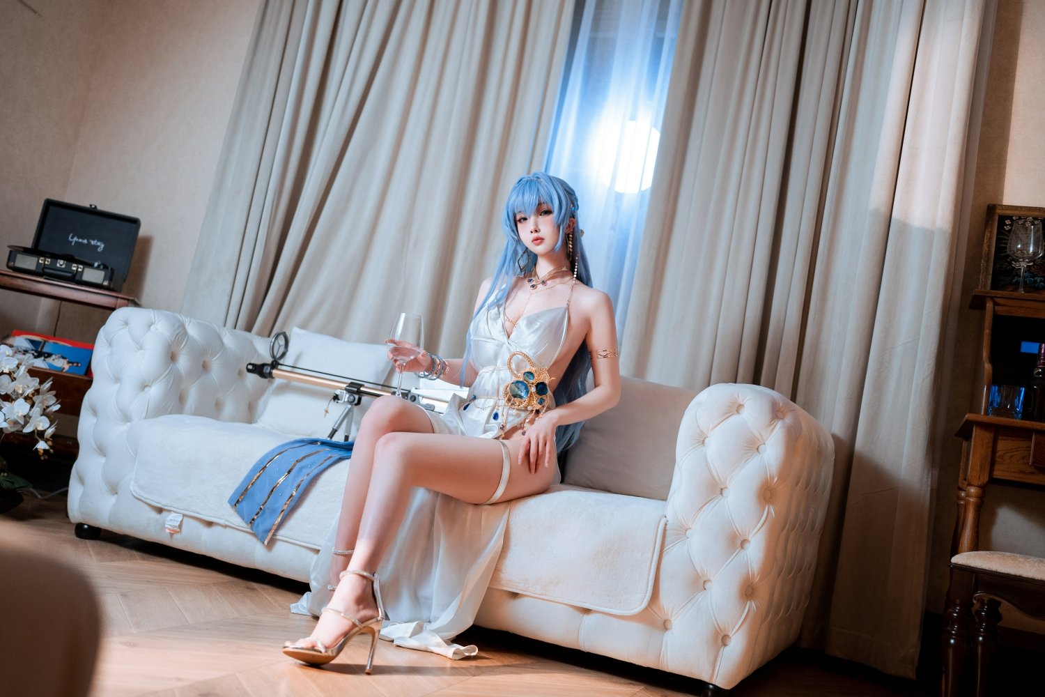 rioko凉凉子 – 海伦礼服