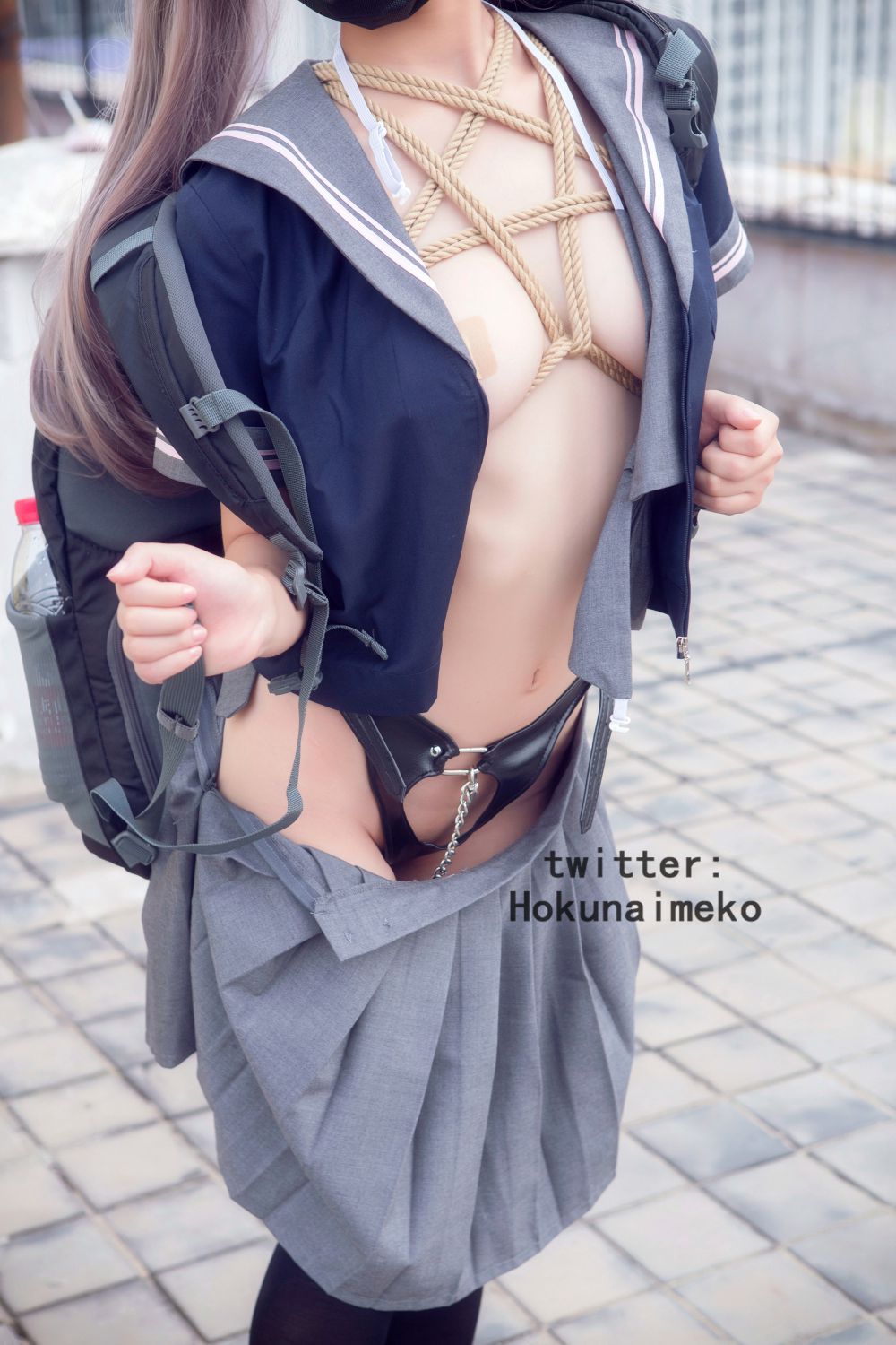 [Hokunaimeko] 绞り！露出！スク水のＪＫ
