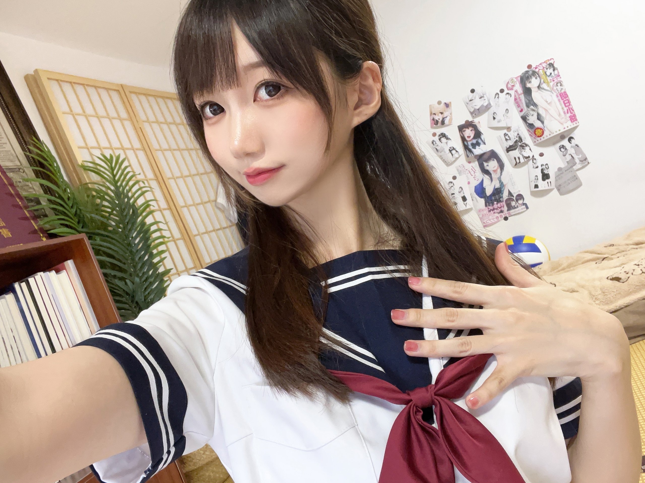 Nagisa魔物喵] 水手服x屁股