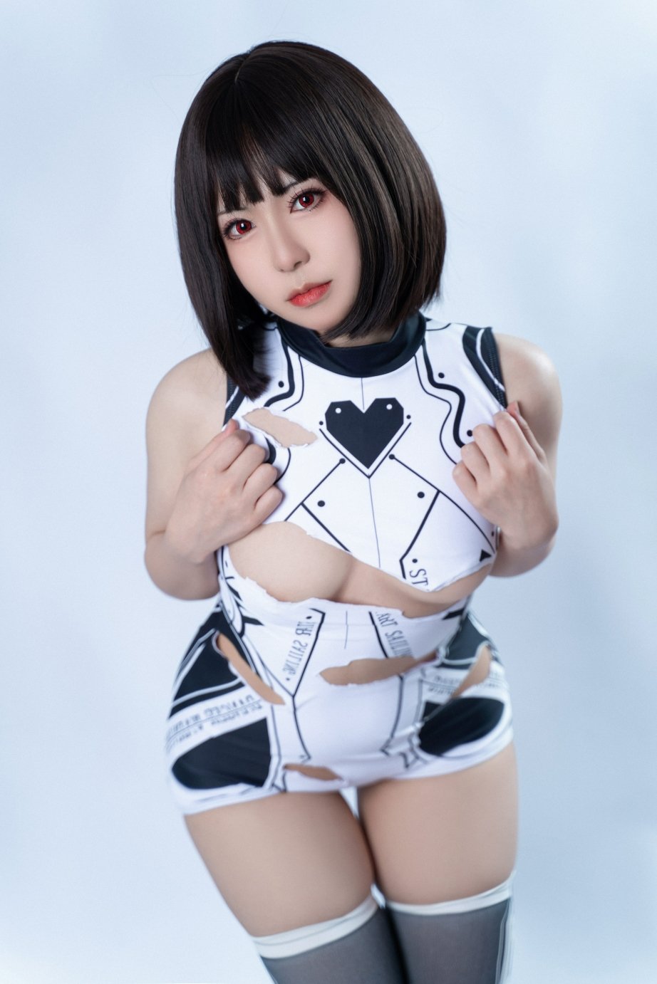 虎森森 NO.007 戦損スクール水着