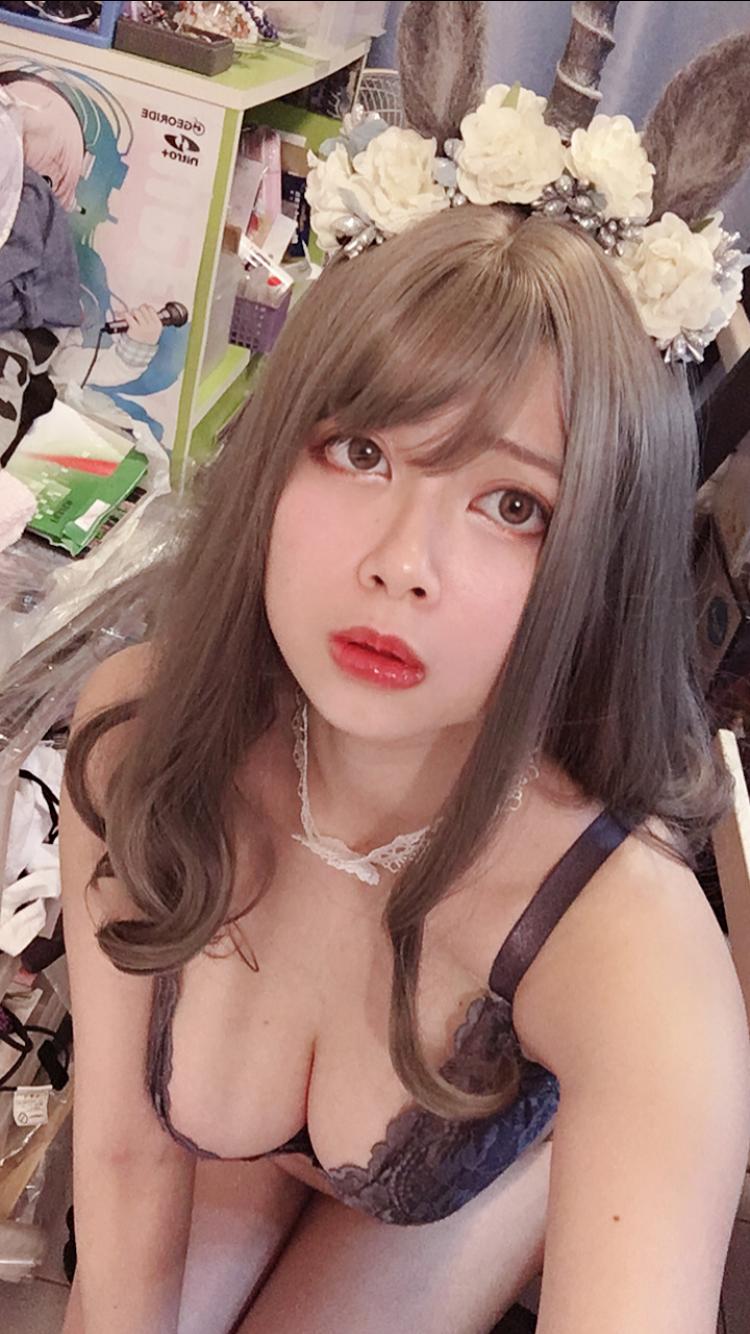 Hieey (海尔陛下Hieey.Heika)