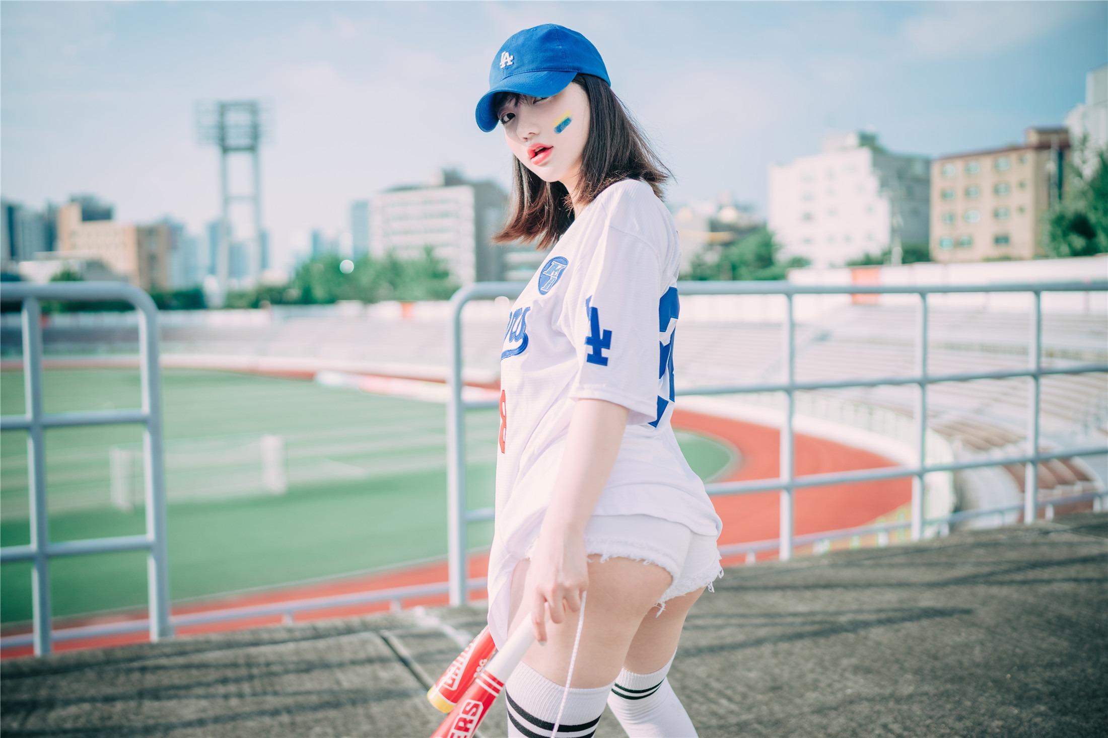 DJAWA] Son Ye-Eun - Cheer Up in the Summer 126P