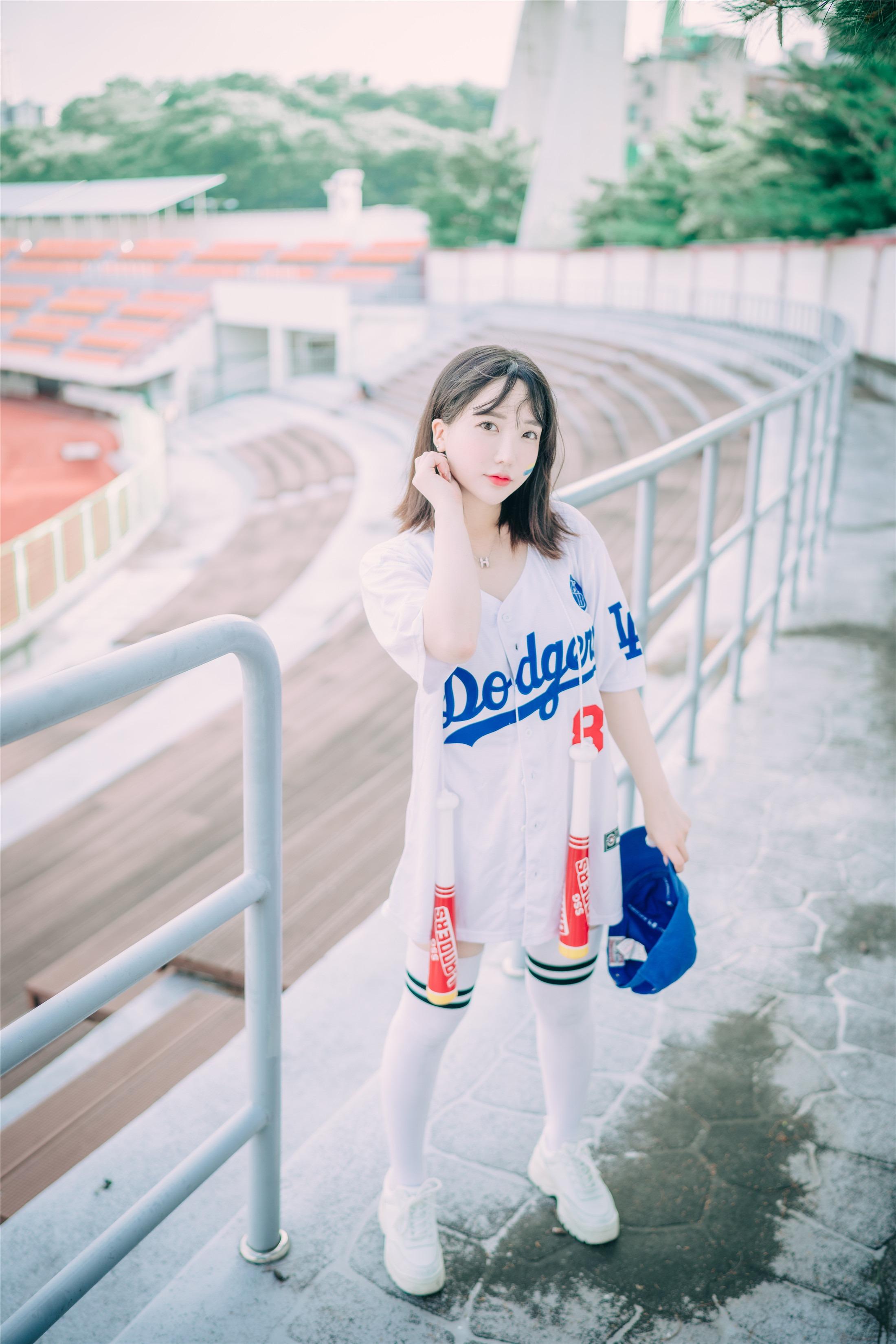 DJAWA] Son Ye-Eun - Cheer Up in the Summer 126P