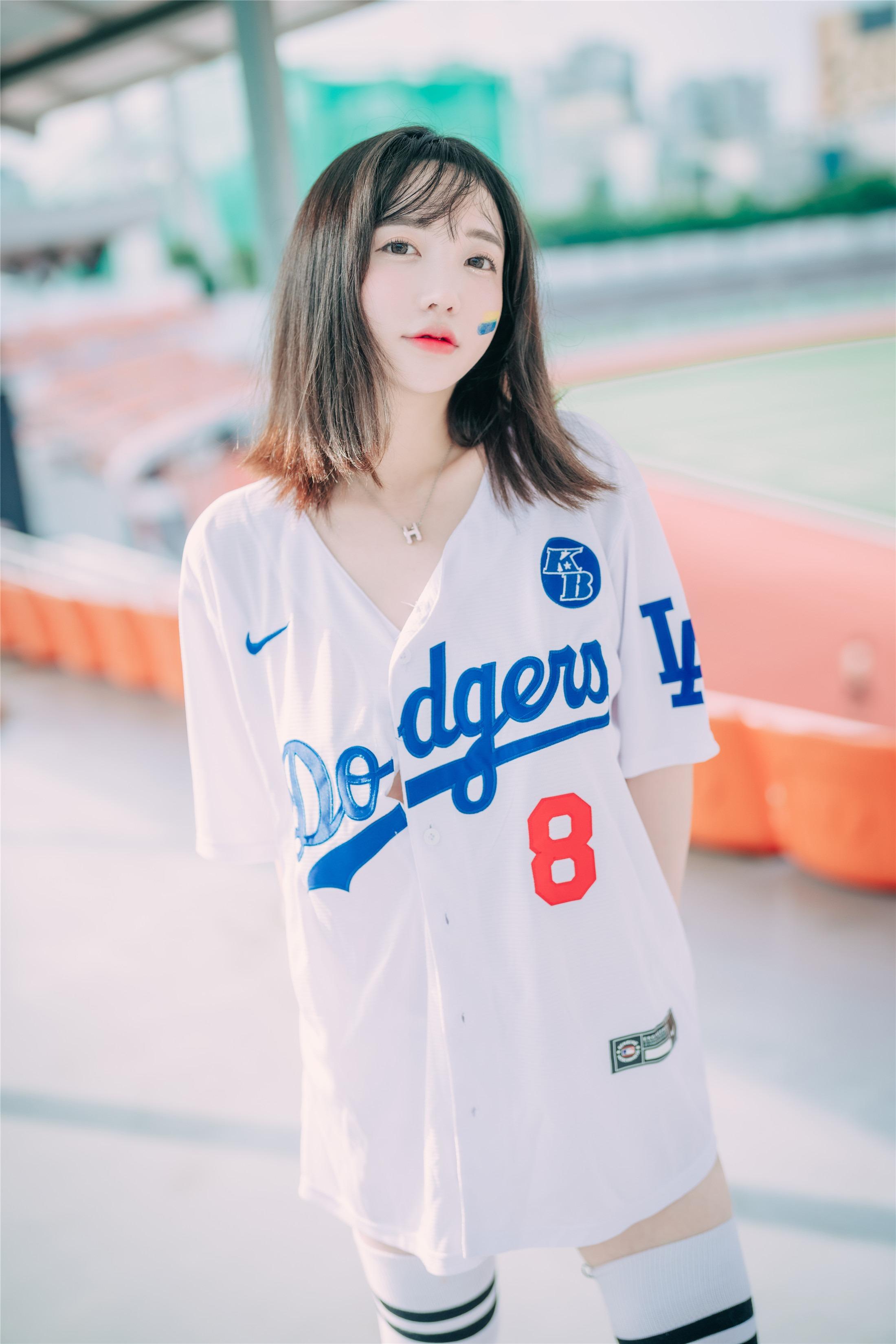 DJAWA] Son Ye-Eun - Cheer Up in the Summer 126P