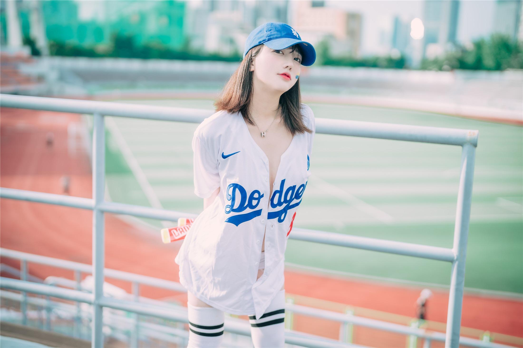 DJAWA] Son Ye-Eun - Cheer Up in the Summer 126P