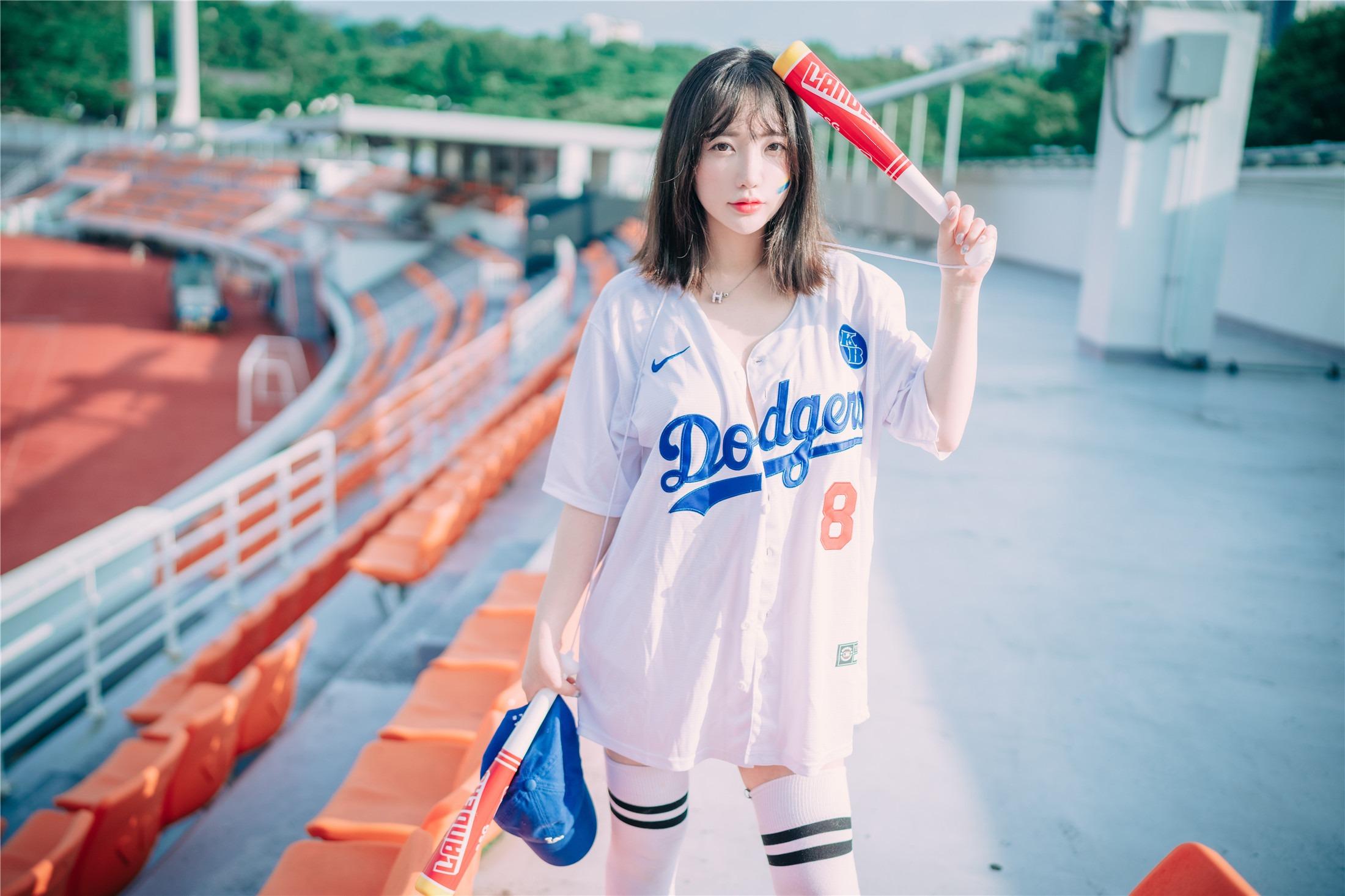 DJAWA] Son Ye-Eun - Cheer Up in the Summer 126P