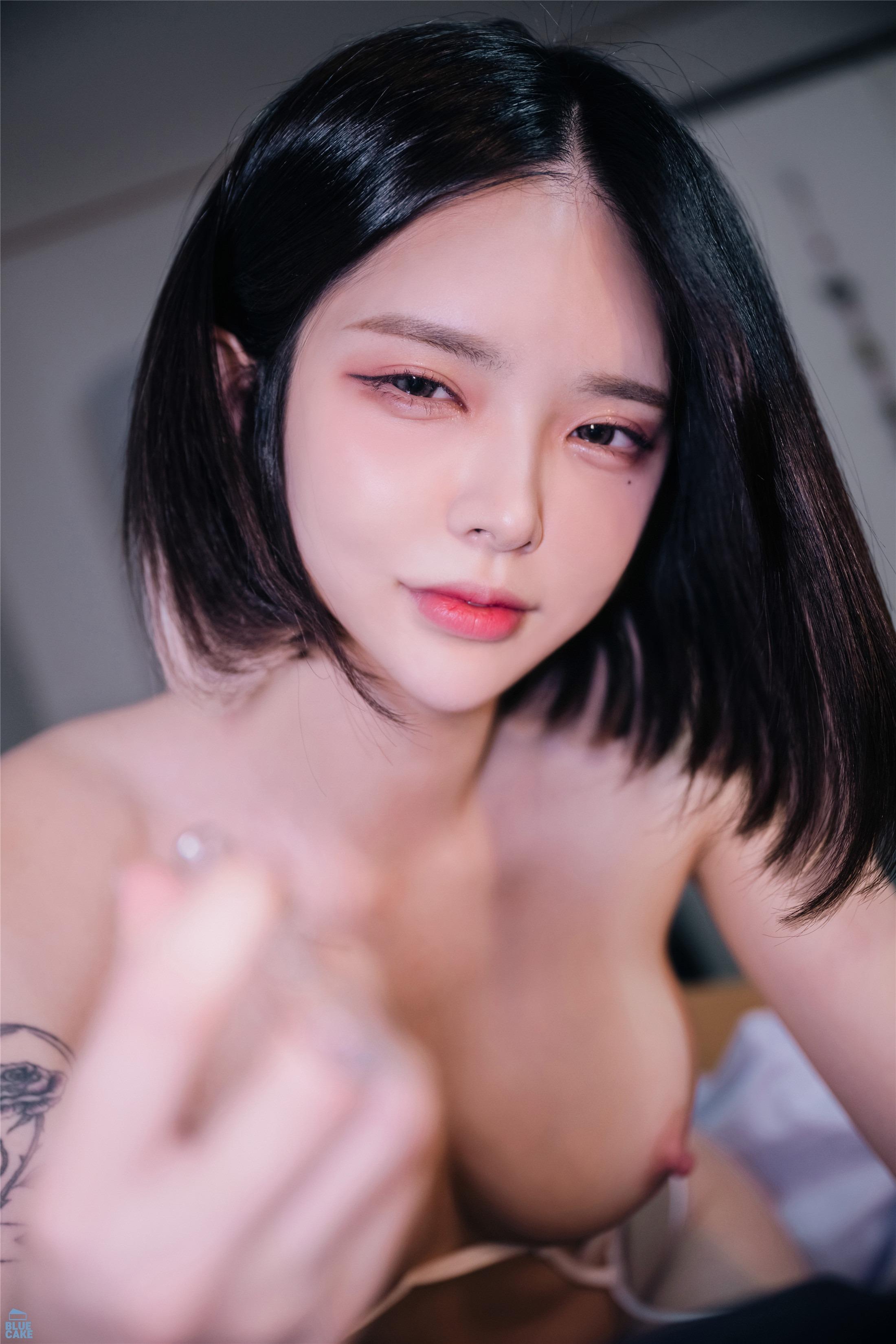 블루케이크] 히카리 Vol.04 배드 닥터 서큐버스 RED+ 146P