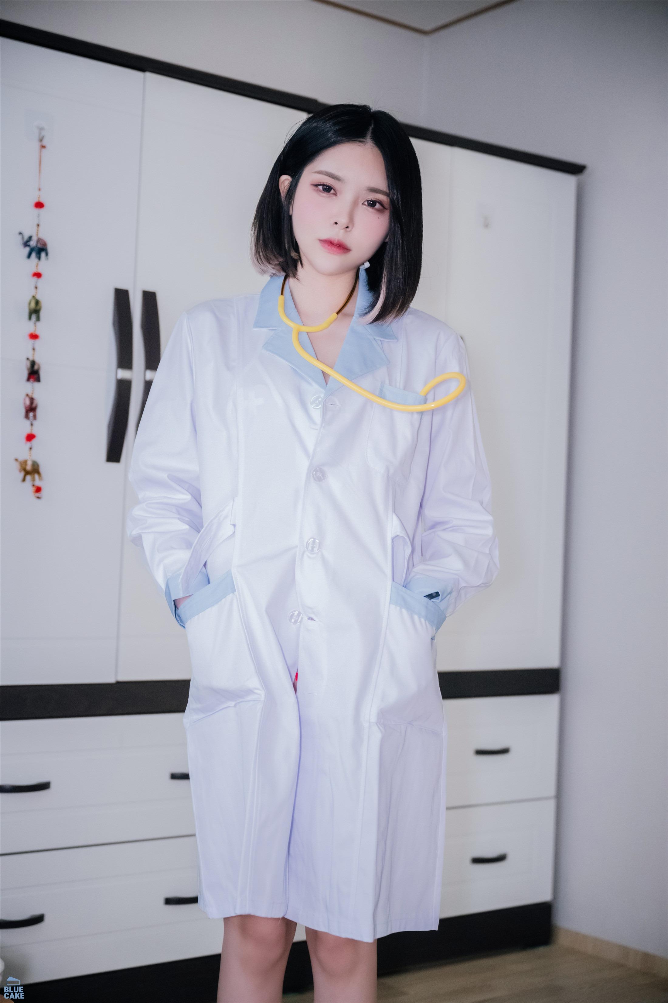 블루케이크] 히카리 Vol.04 배드 닥터 서큐버스 RED+ 146P