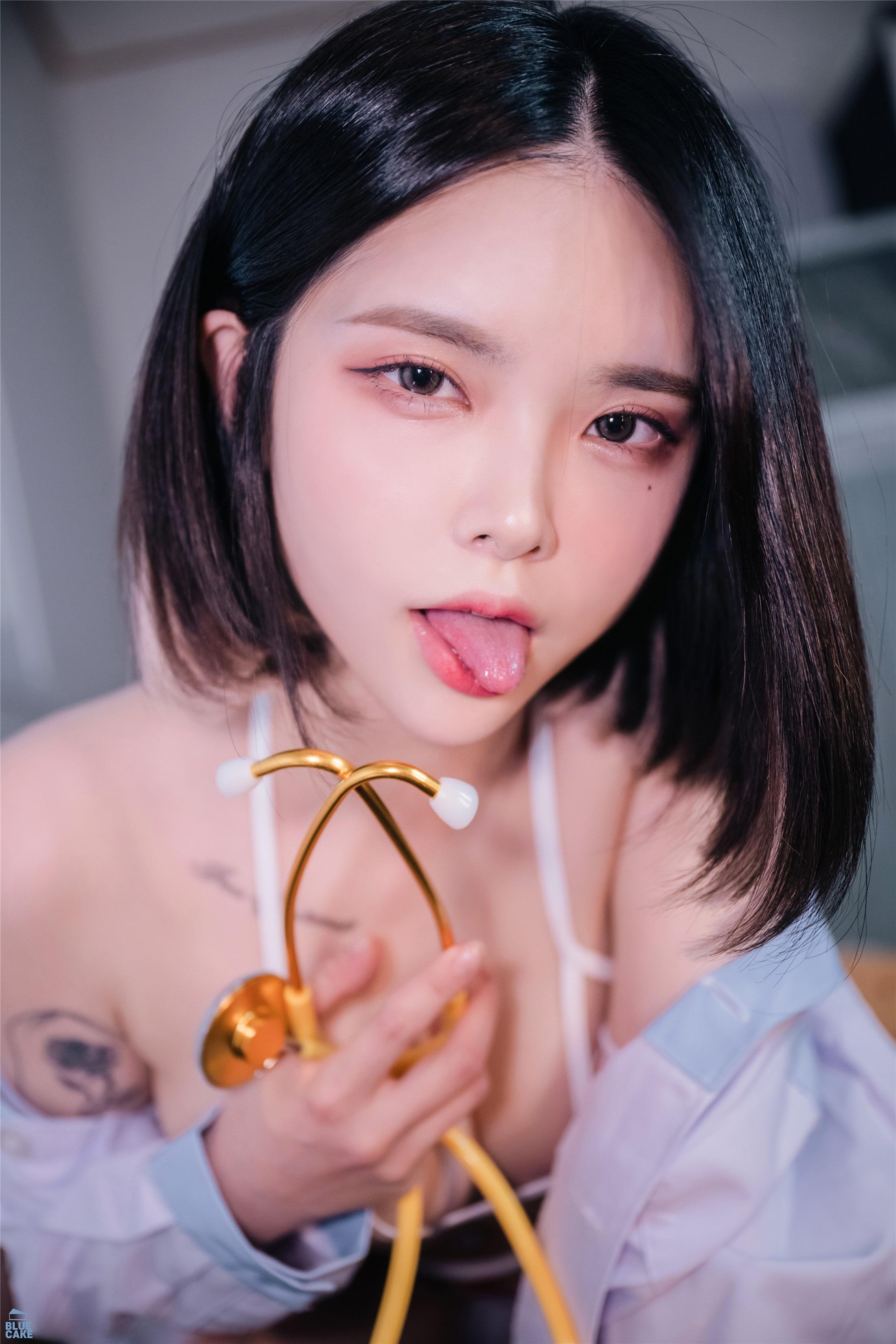 블루케이크] 히카리 Vol.04 배드 닥터 서큐버스 RED+ 146P