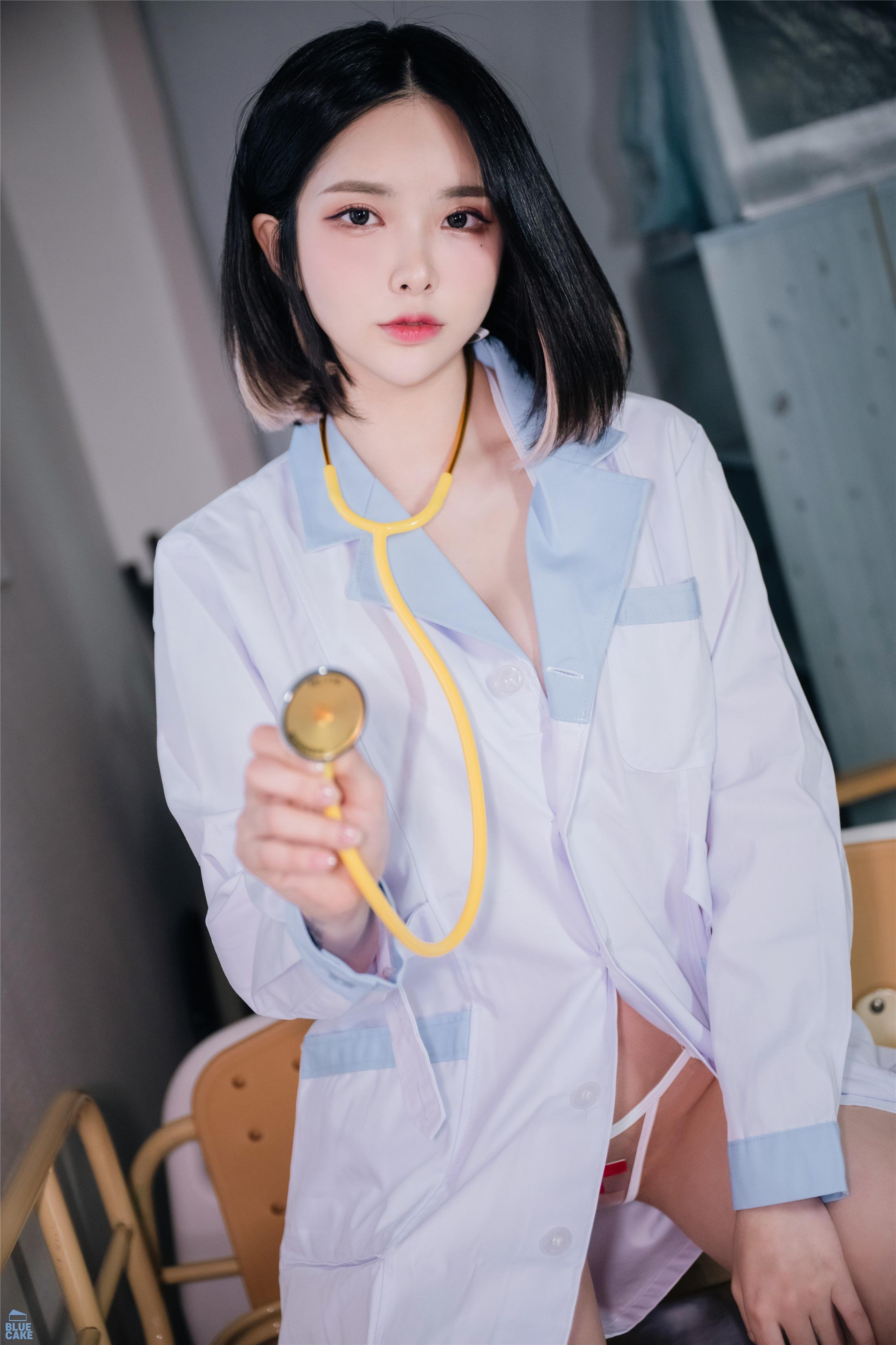 블루케이크] 히카리 Vol.04 배드 닥터 서큐버스 RED+ 146P