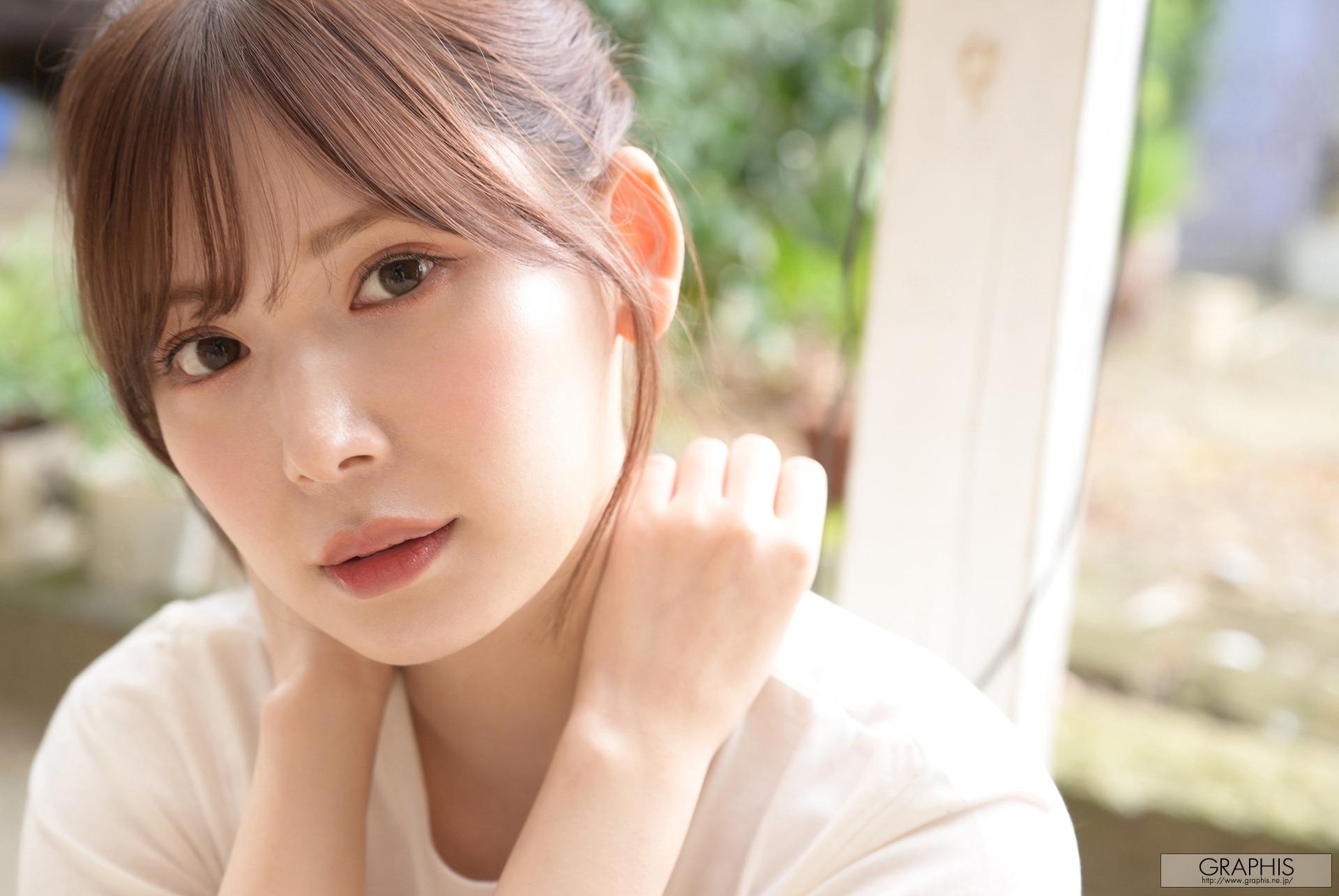 Graphis] ギャルズ – 明里つむぎ「ピュアハート!」141P